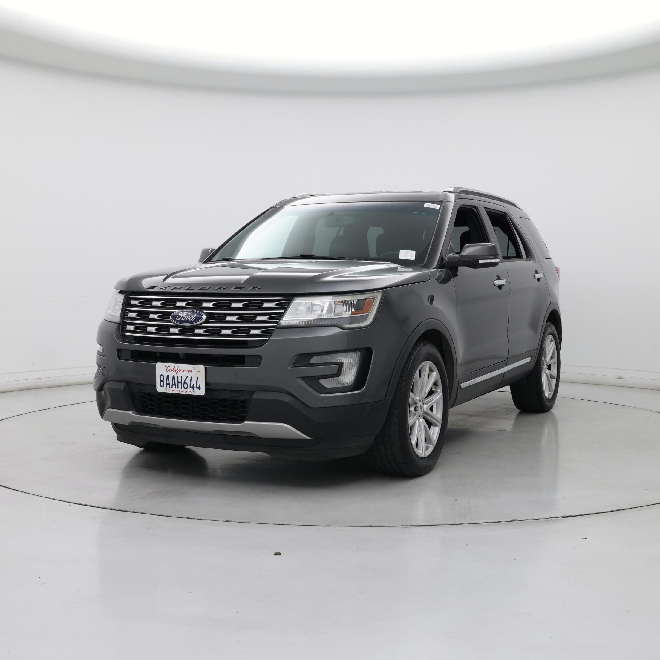 Thumbnail: 2016 Ford Explorer - 4