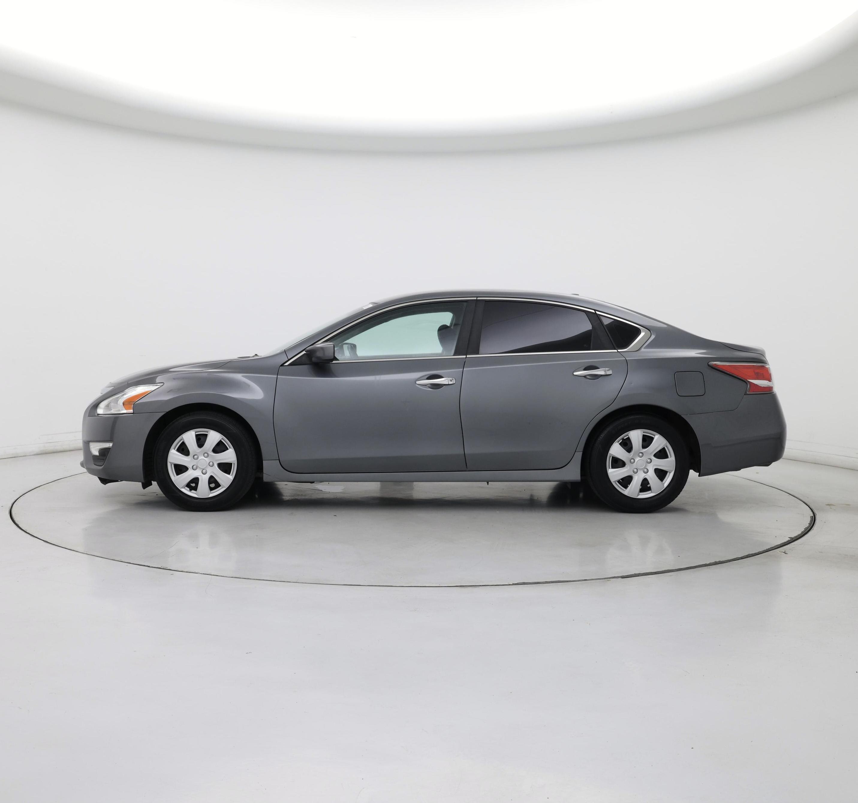 Thumbnail: 2015 Nissan Altima - 3
