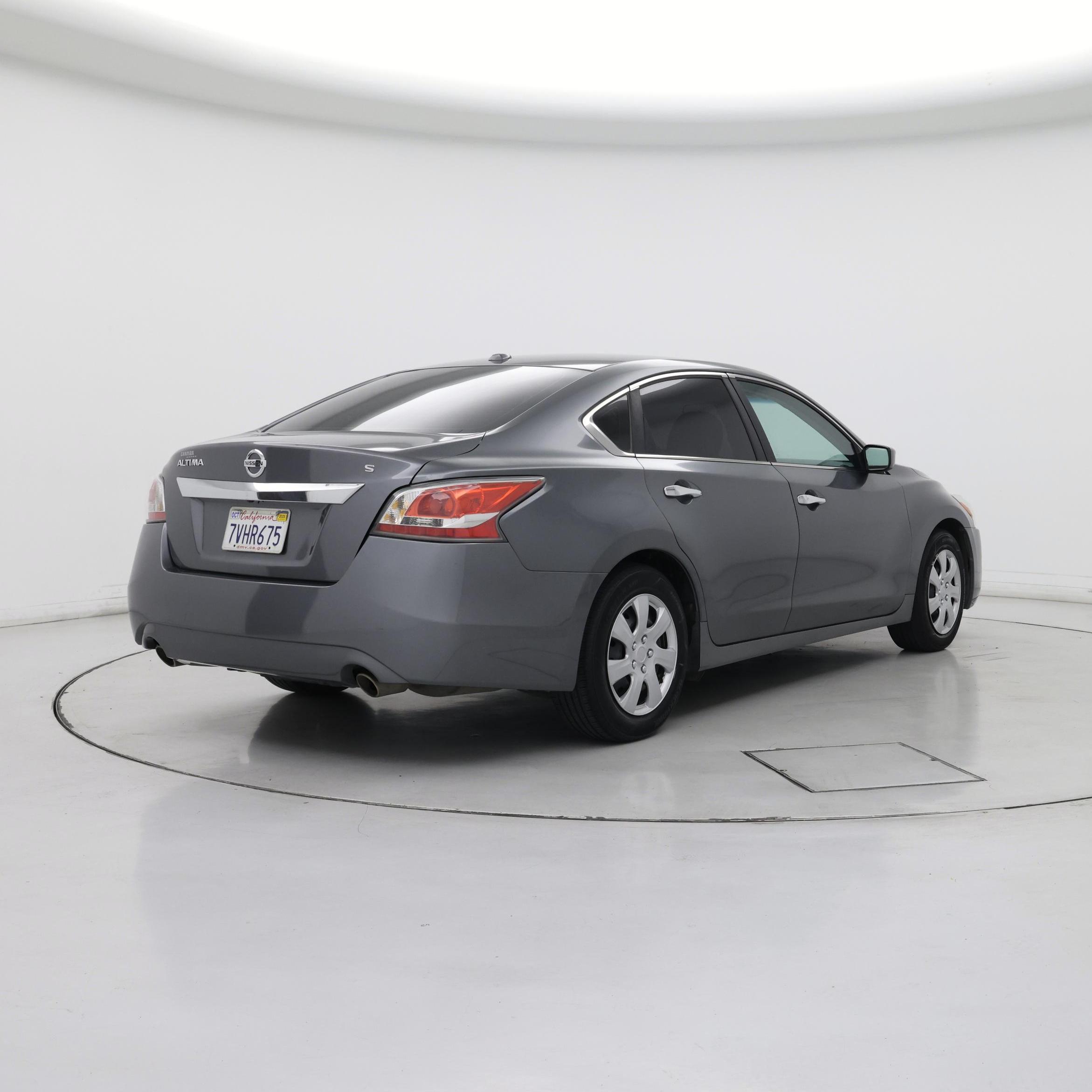 Thumbnail: 2015 Nissan Altima - 8