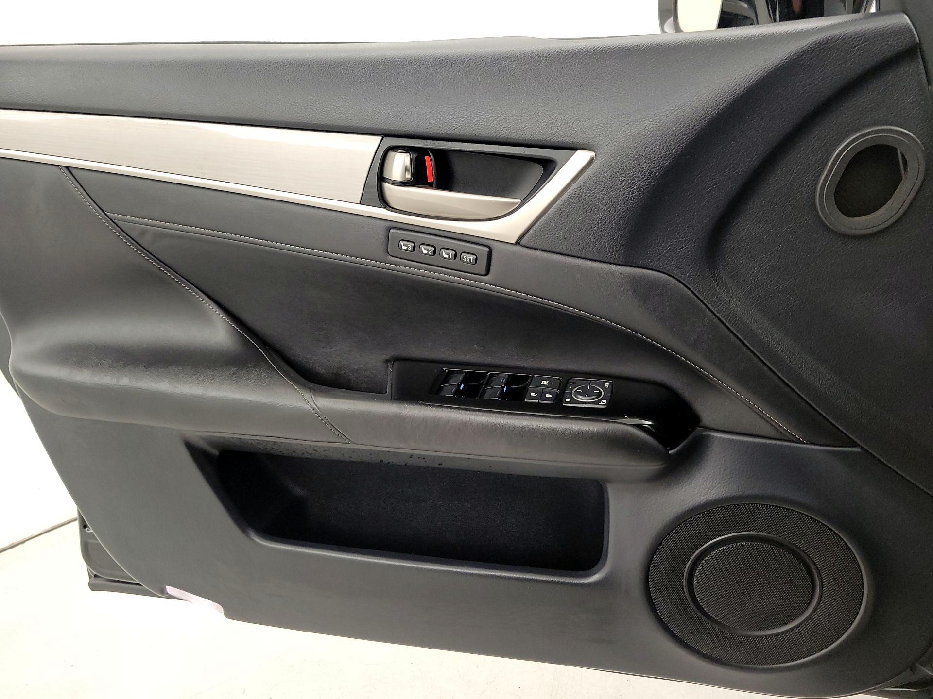 Thumbnail: 2015 Lexus GS - 12