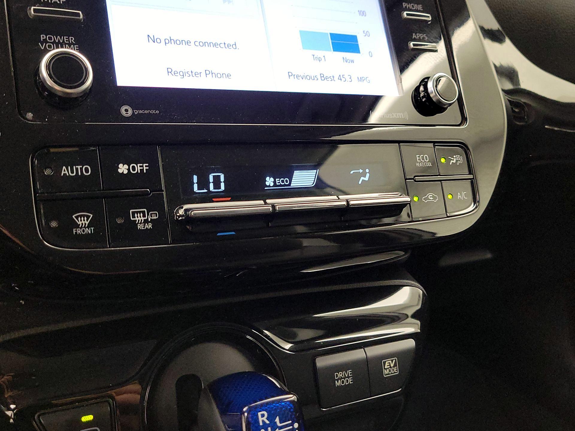 Thumbnail: 2021 Toyota Prius - 16