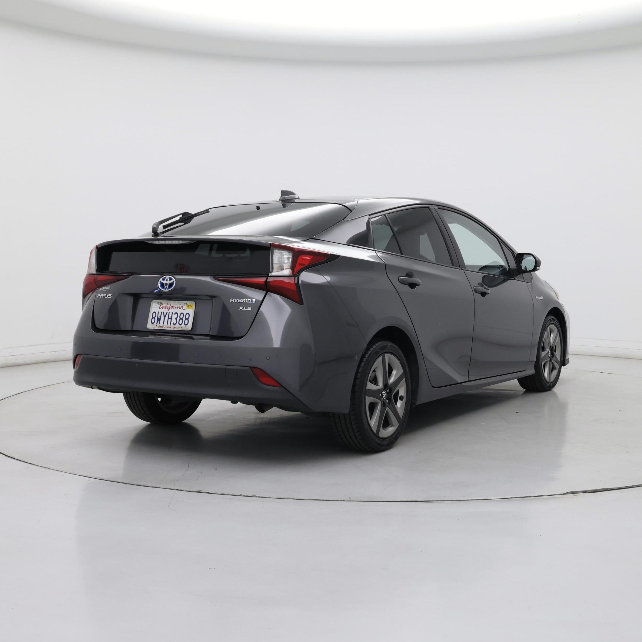 Thumbnail: 2021 Toyota Prius - 8