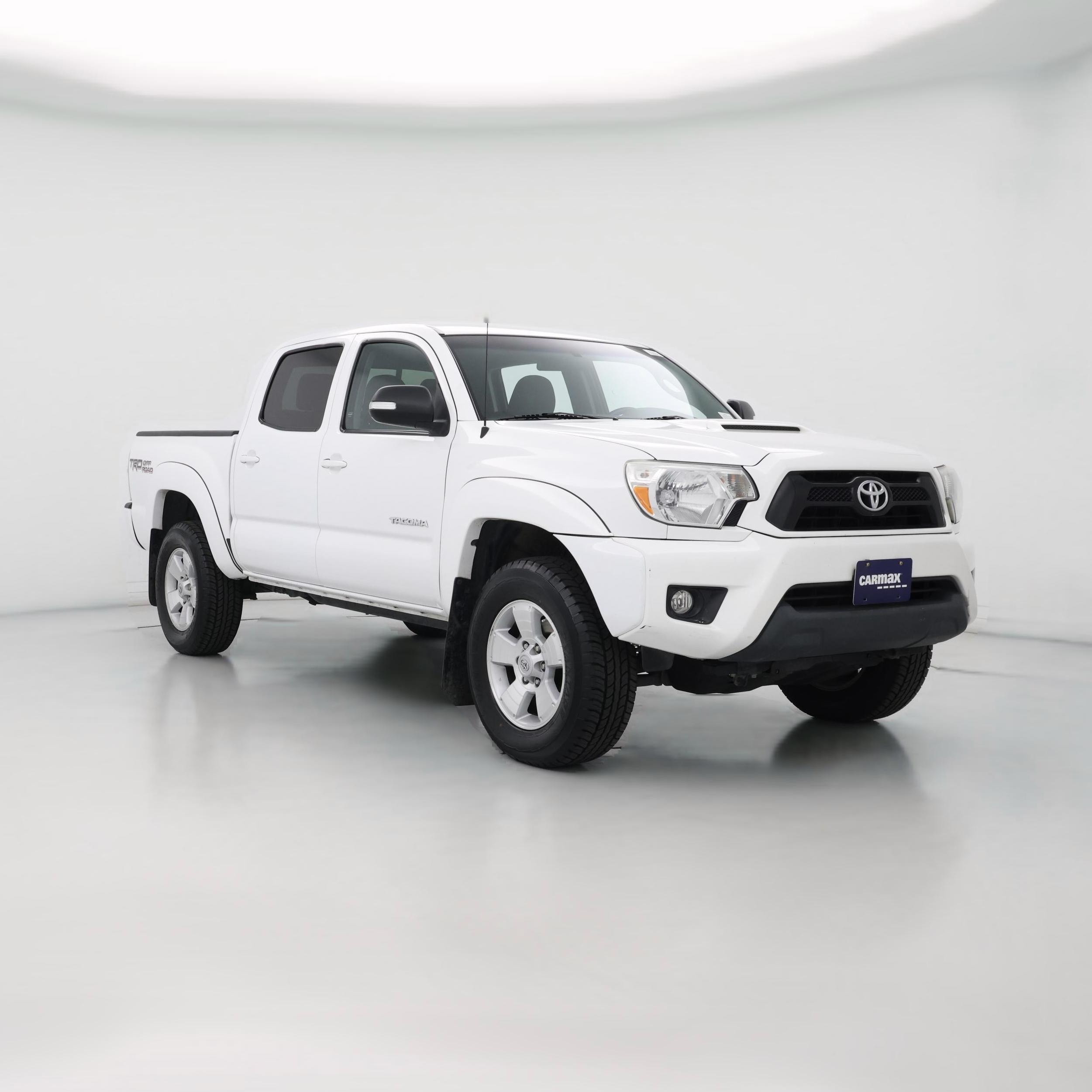 Thumbnail: 2015 Toyota Tacoma - 1