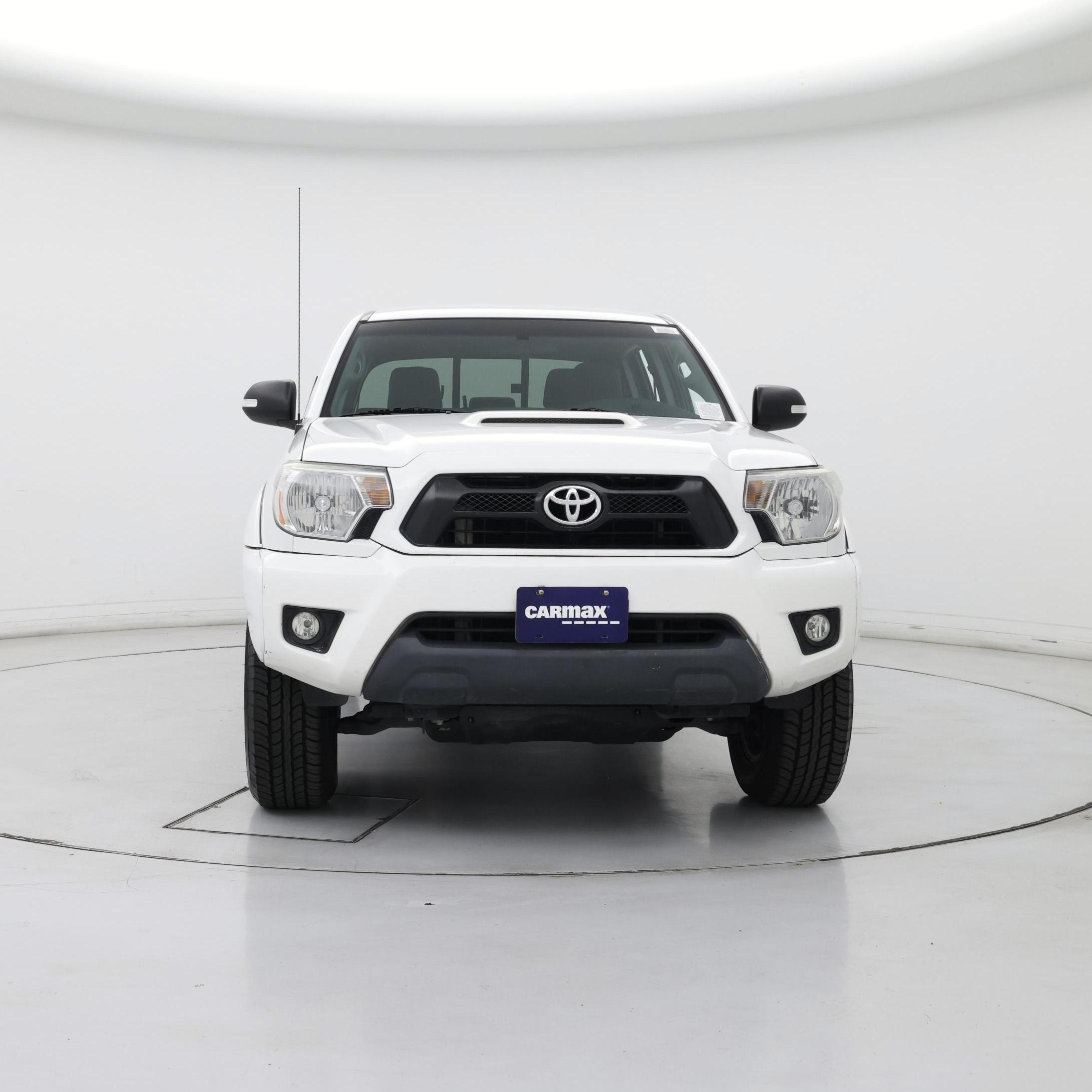 Thumbnail: 2015 Toyota Tacoma - 5