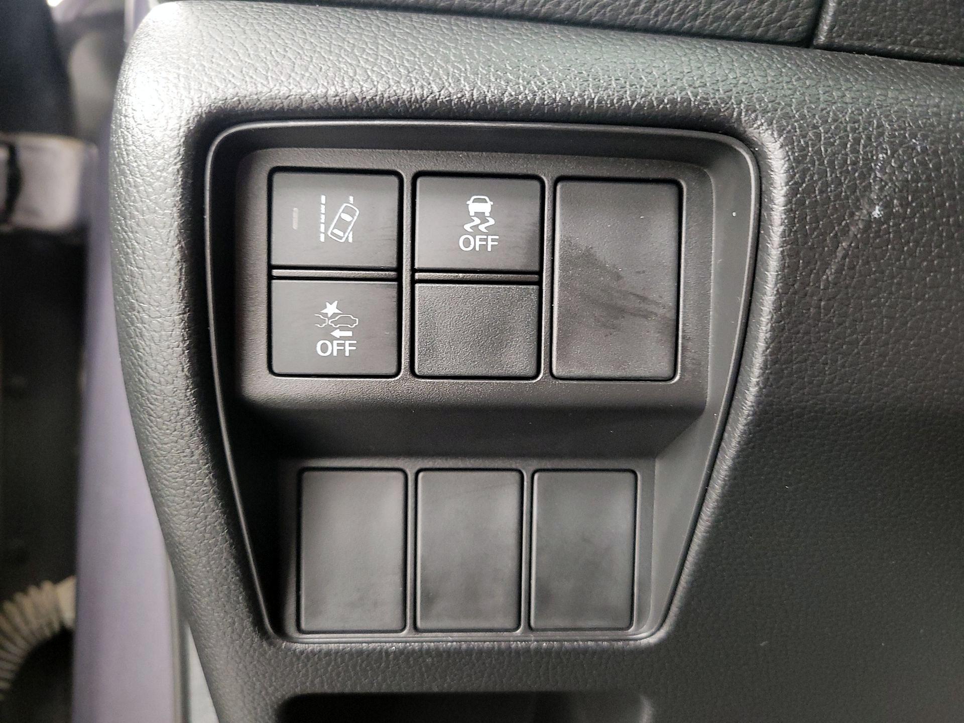 Thumbnail: 2017 Honda CR-V - 13