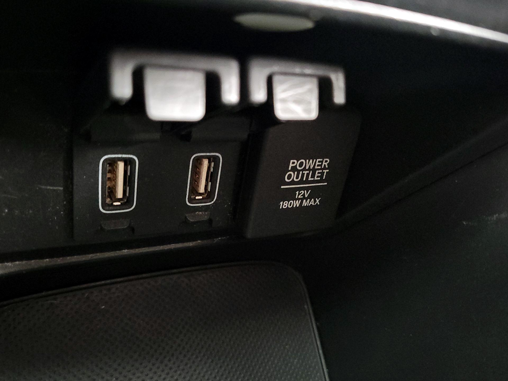 Thumbnail: 2017 Honda CR-V - 18