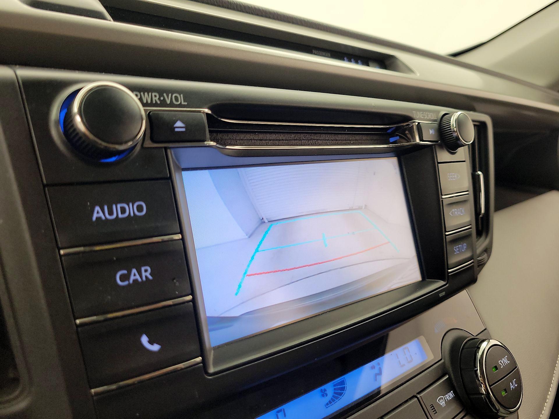 Thumbnail: 2018 Toyota RAV4 - 14