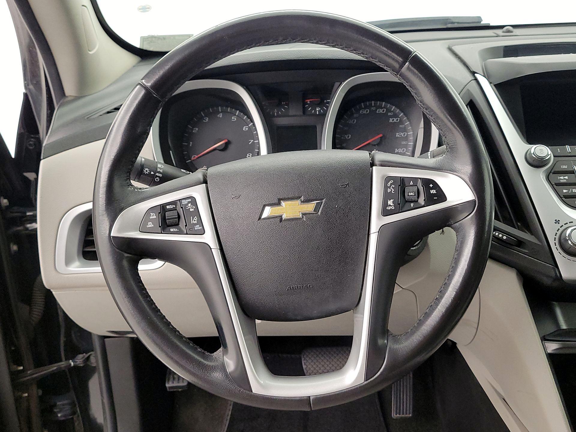 Thumbnail: 2017 Chevrolet Equinox - 10