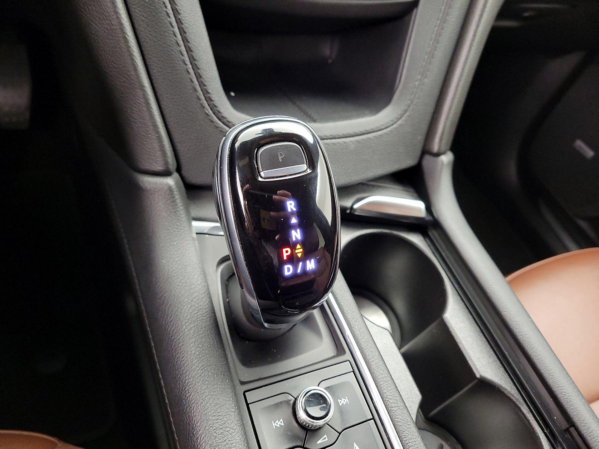 Thumbnail: 2021 Cadillac XT5 - 18