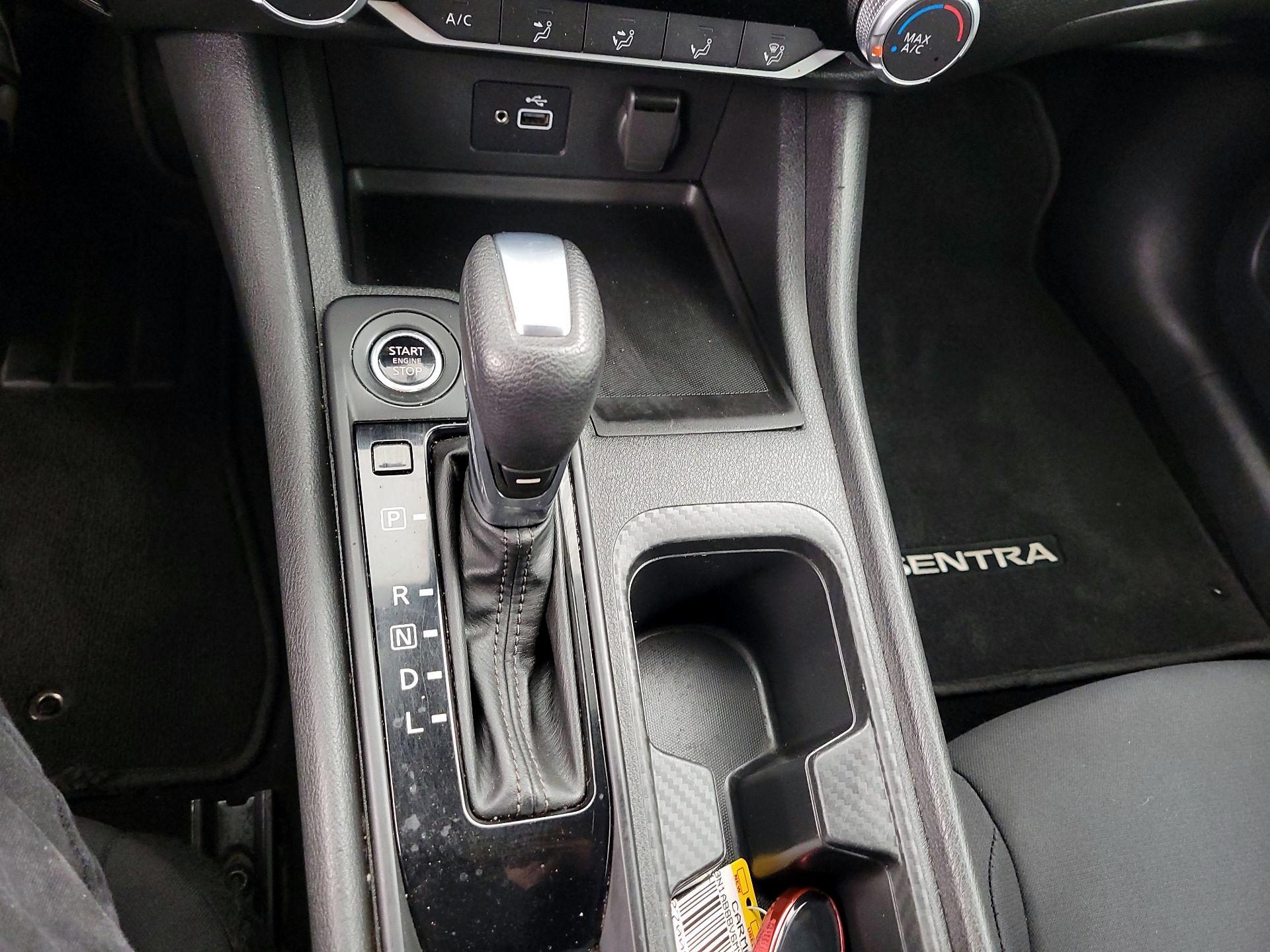 Thumbnail: 2021 Nissan Sentra - 17