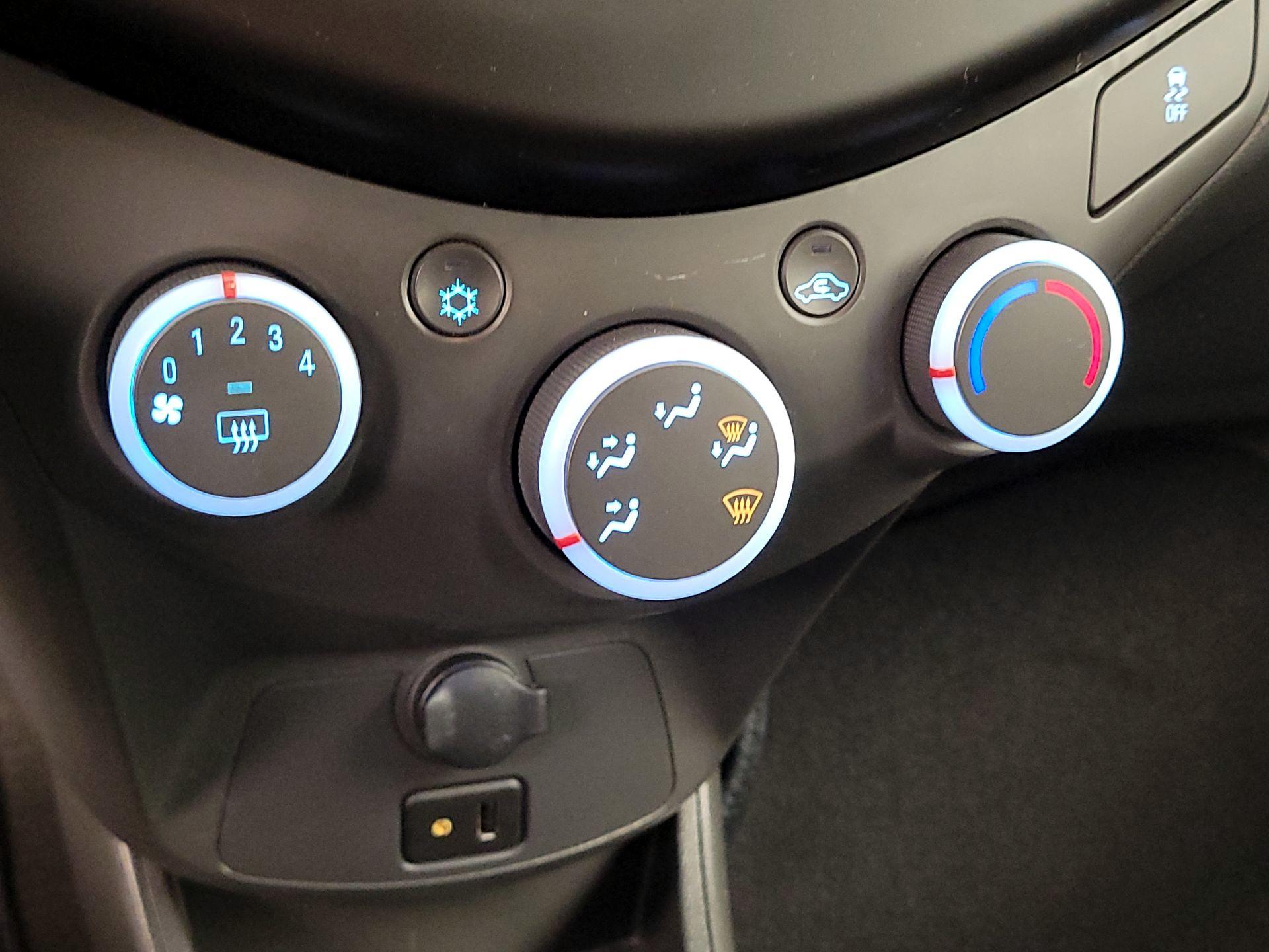 Thumbnail: 2015 Chevrolet Spark - 16
