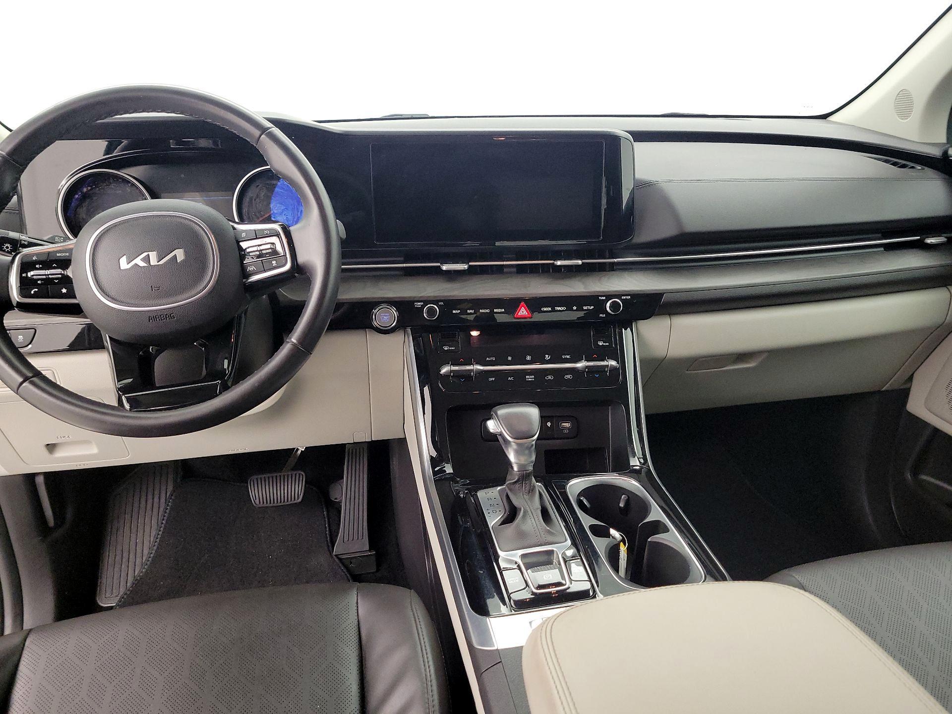 Thumbnail: 2024 Kia Carnival - 9