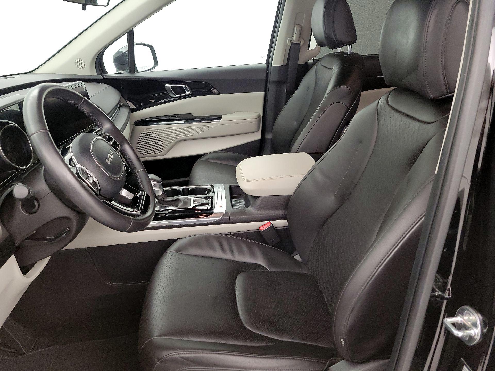 Thumbnail: 2024 Kia Carnival - 11