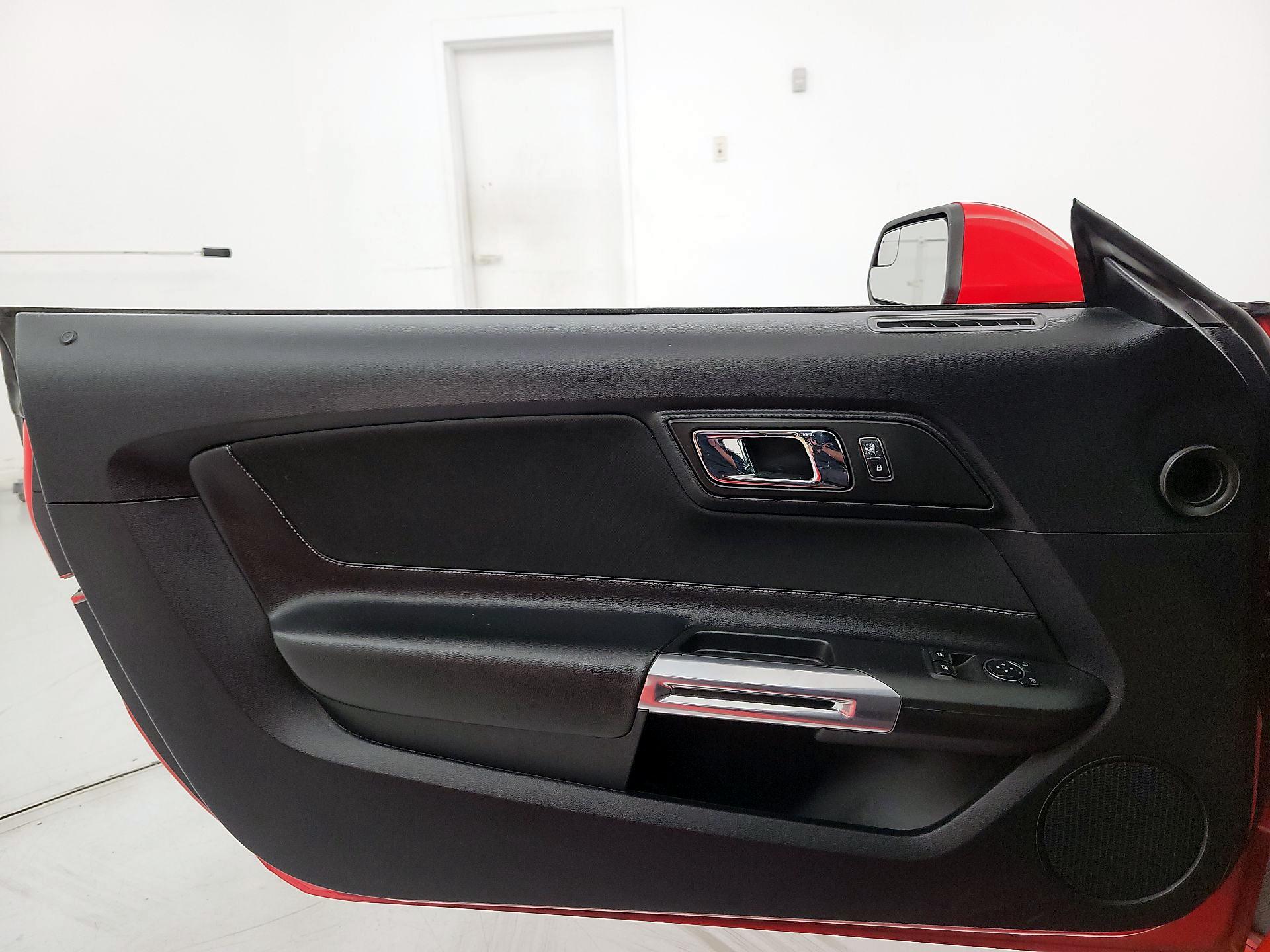 Thumbnail: 2016 Ford Mustang - 12