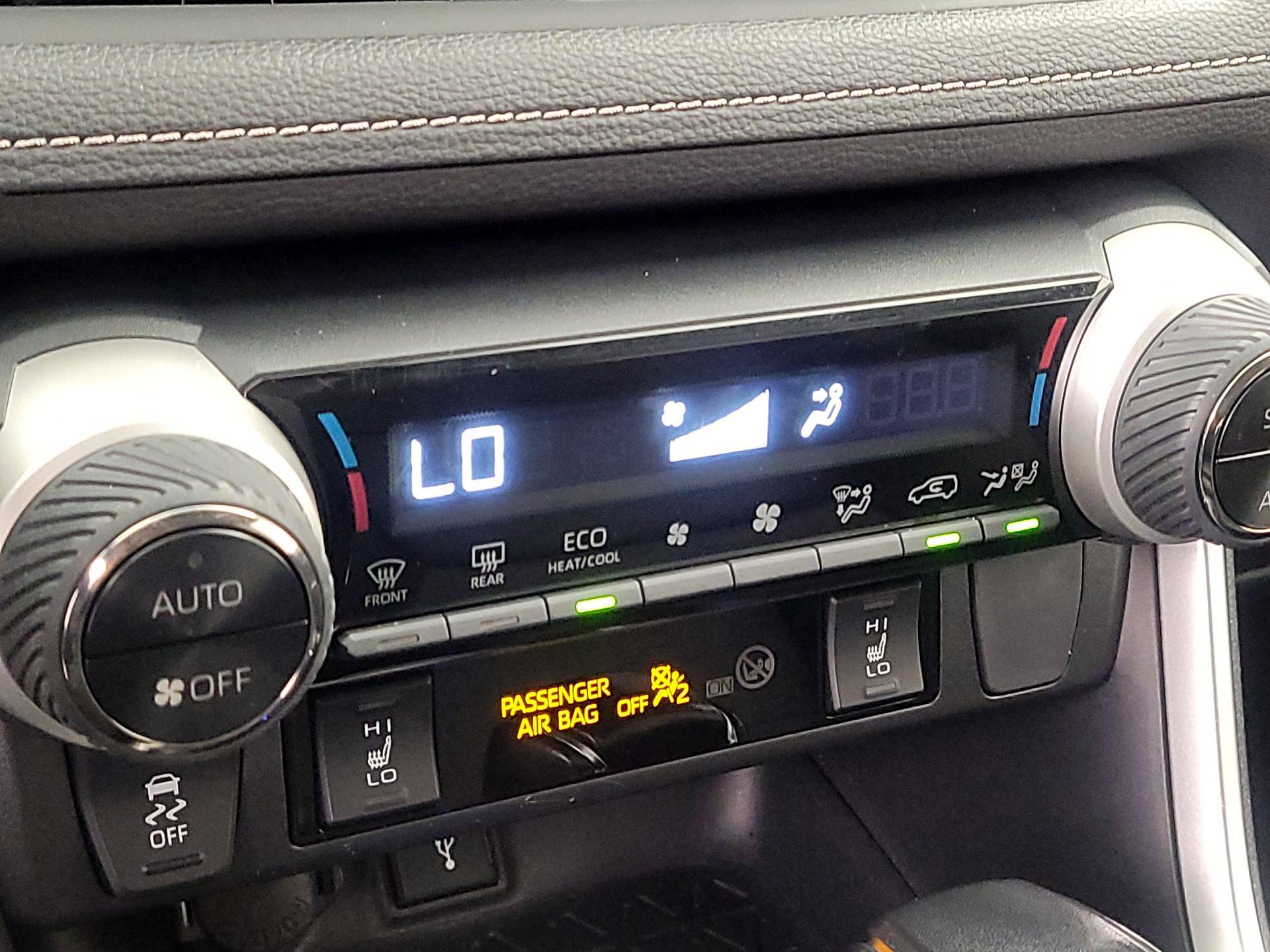 Thumbnail: 2022 Toyota RAV4 - 16