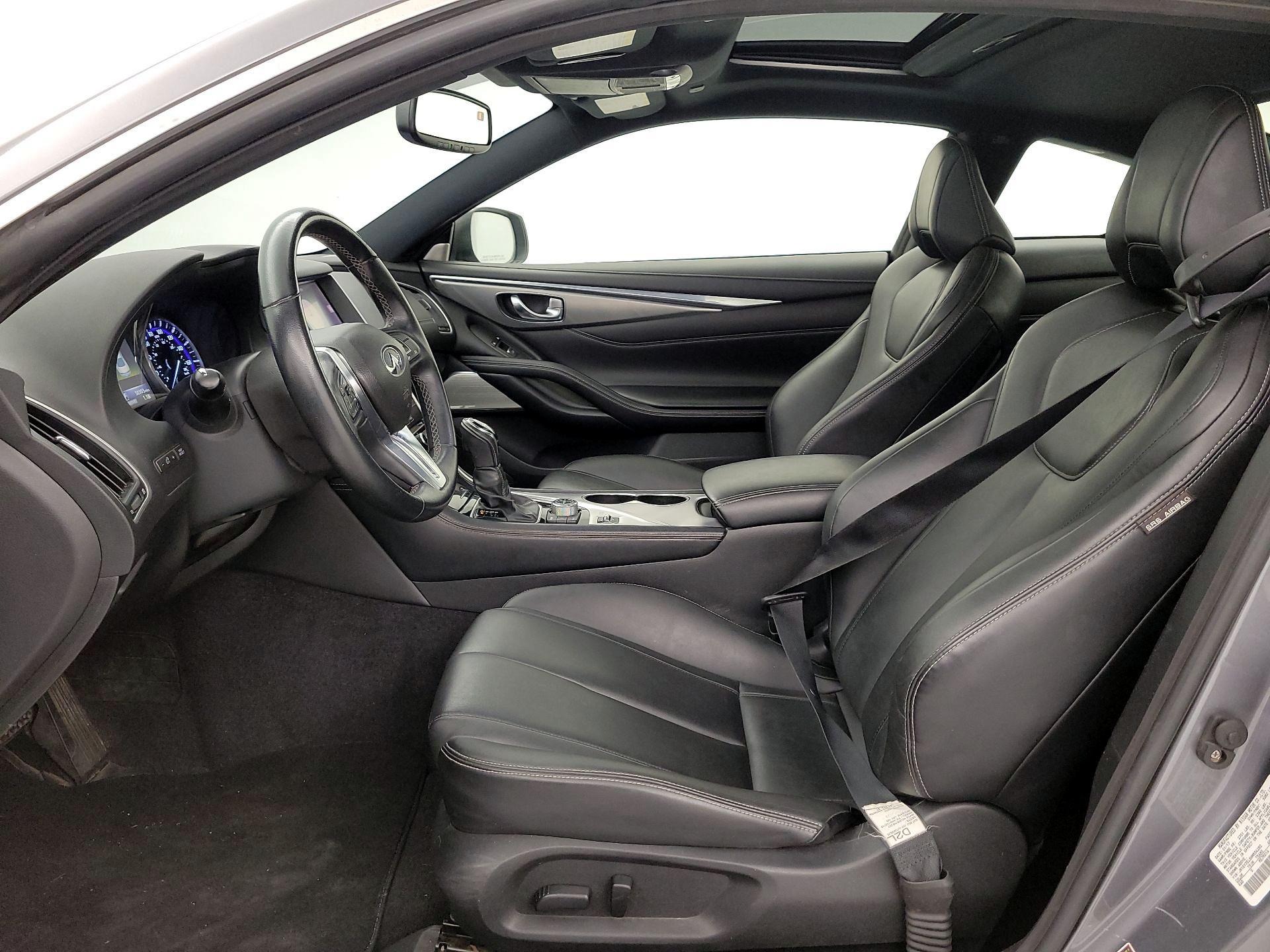 Thumbnail: 2017 INFINITI Q60 - 11