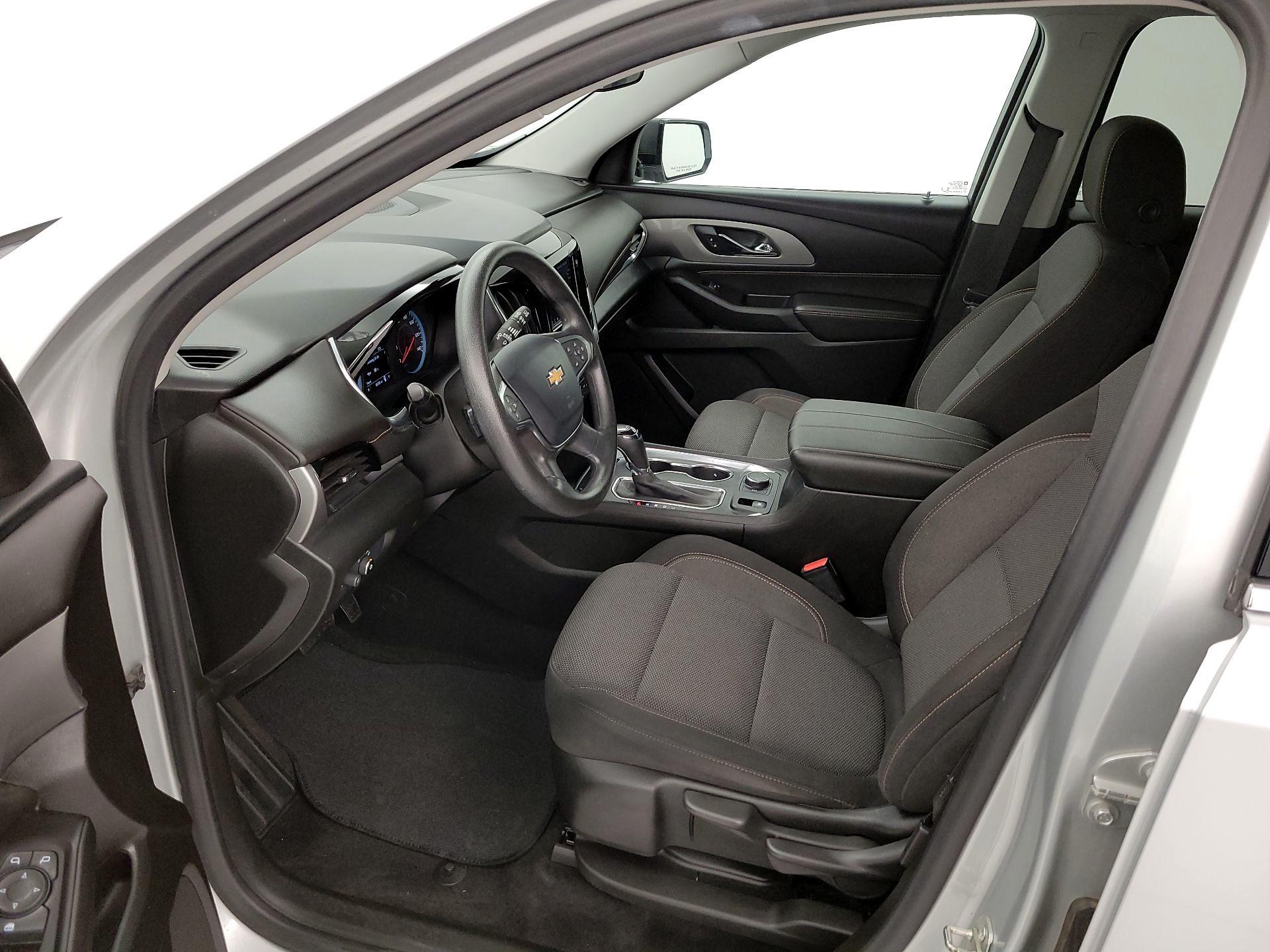 Thumbnail: 2020 Chevrolet Traverse - 11