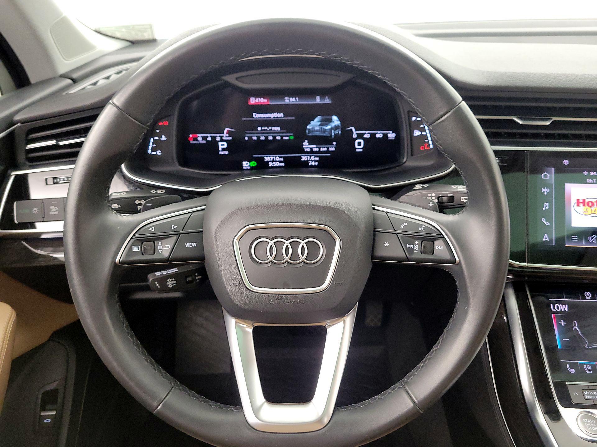 Thumbnail: 2021 Audi Q7 - 10