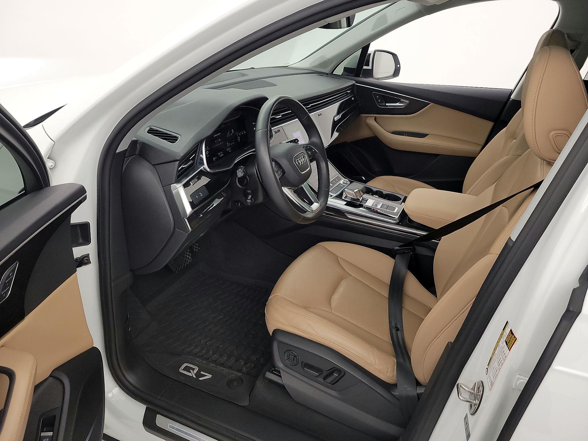 Thumbnail: 2021 Audi Q7 - 11