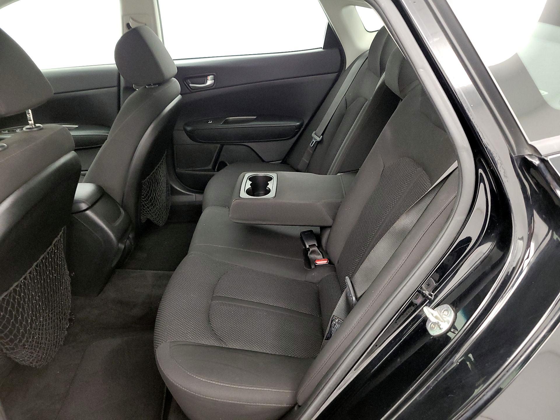 Thumbnail: 2019 Kia Optima - 19