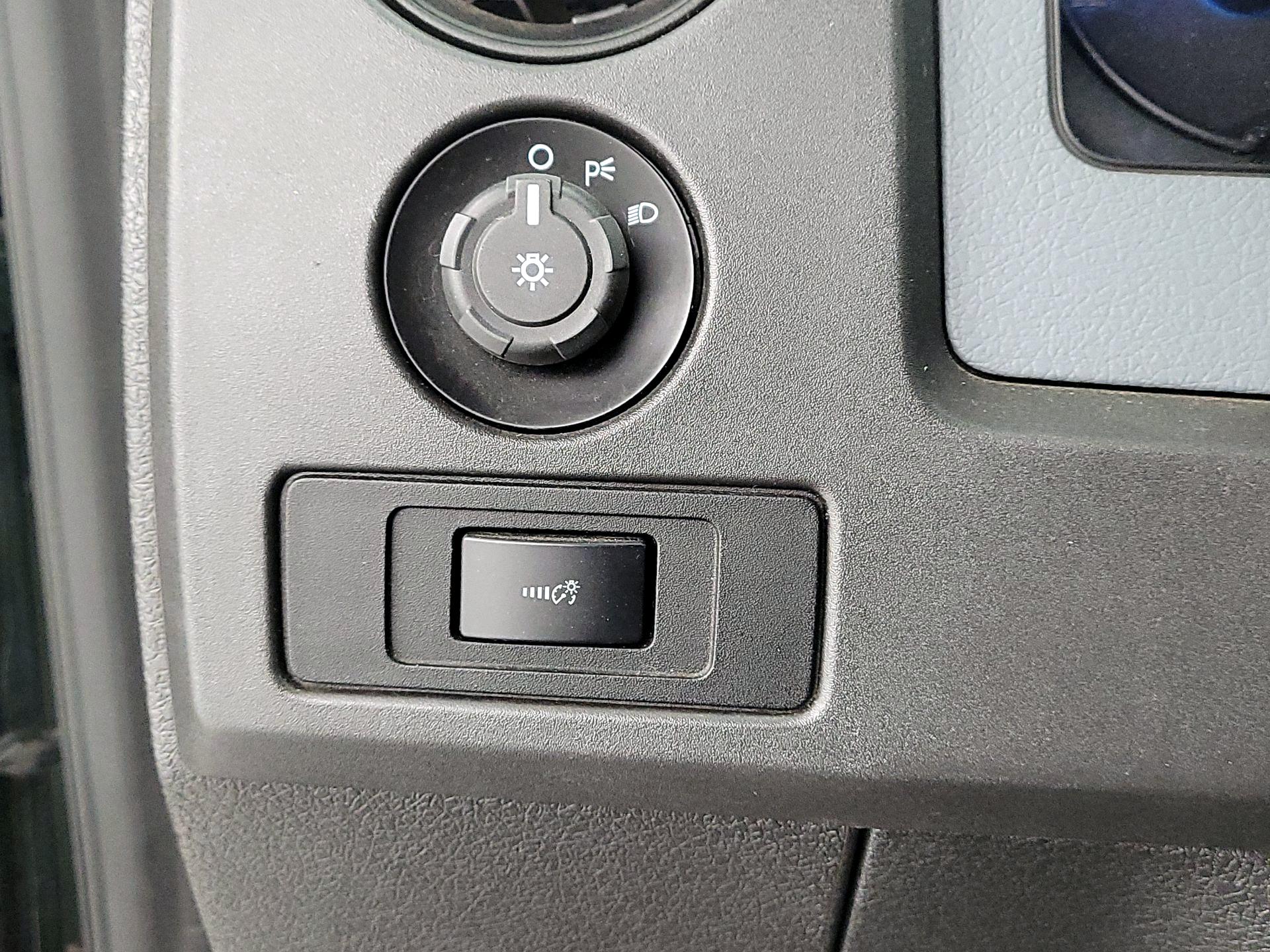 Thumbnail: 2014 Ford F-150 - 13