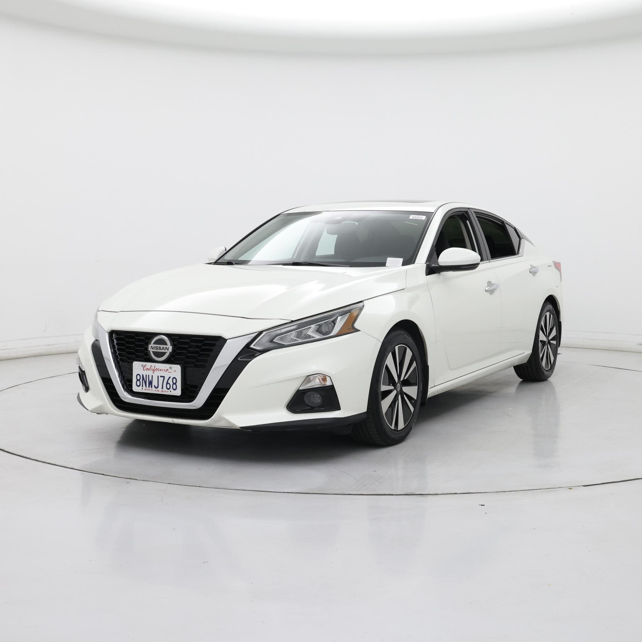 Thumbnail: 2020 Nissan Altima - 4