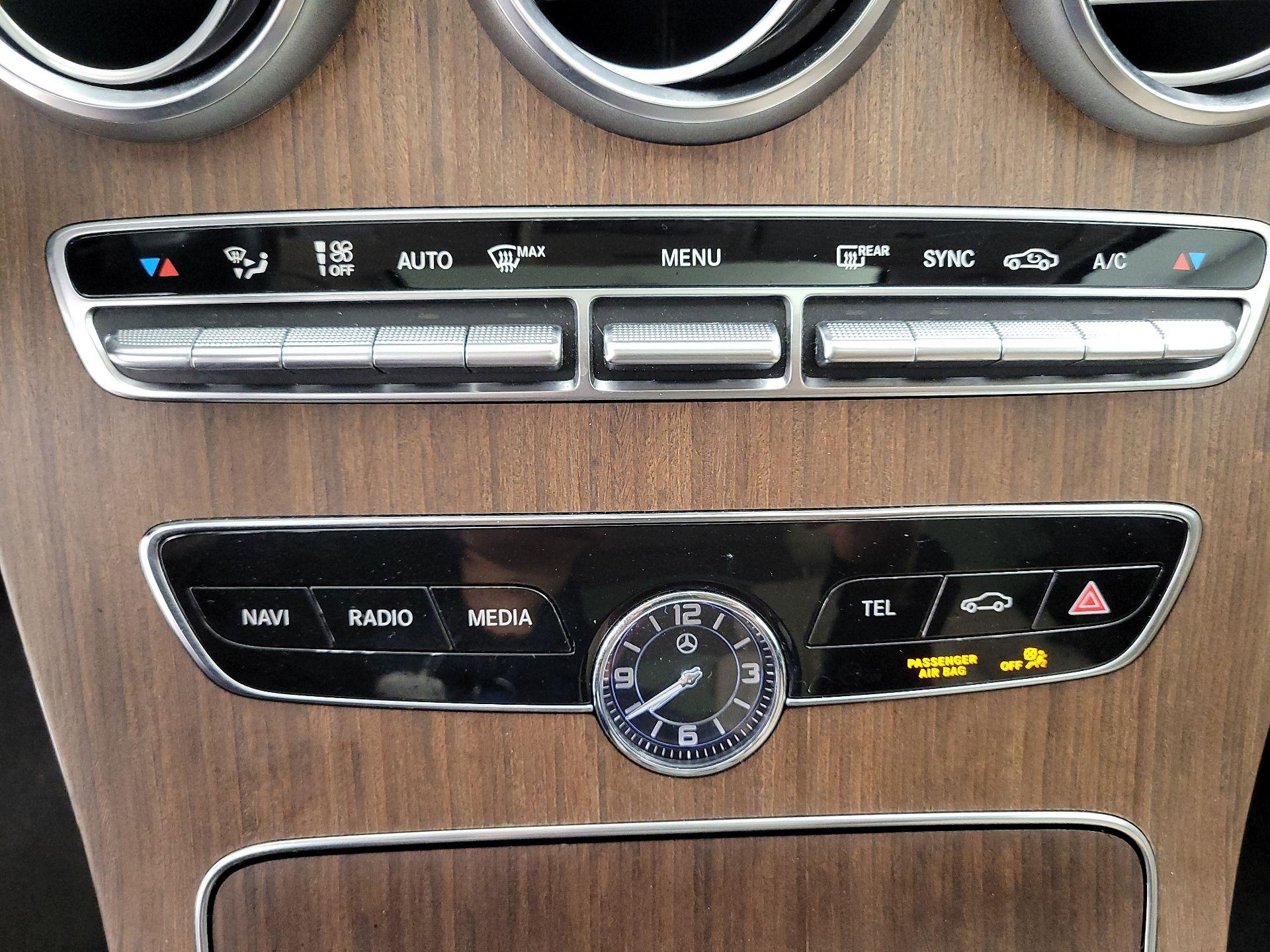 Thumbnail: 2019 Mercedes-Benz C-Class - 16