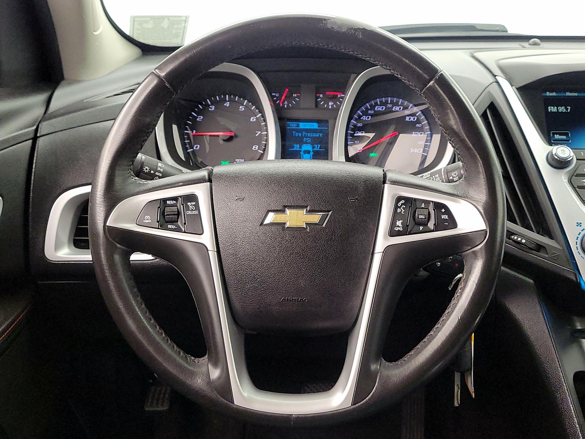 Thumbnail: 2015 Chevrolet Equinox - 10