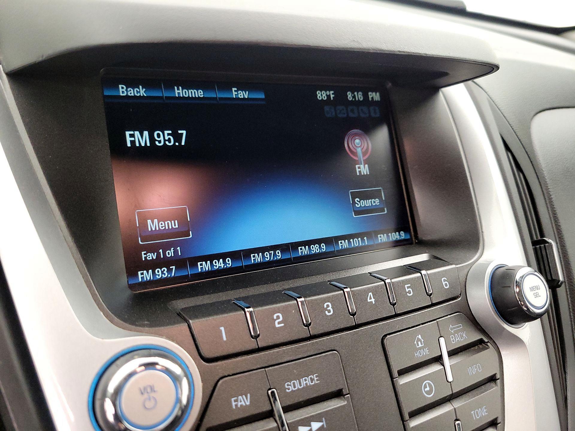 Thumbnail: 2015 Chevrolet Equinox - 14