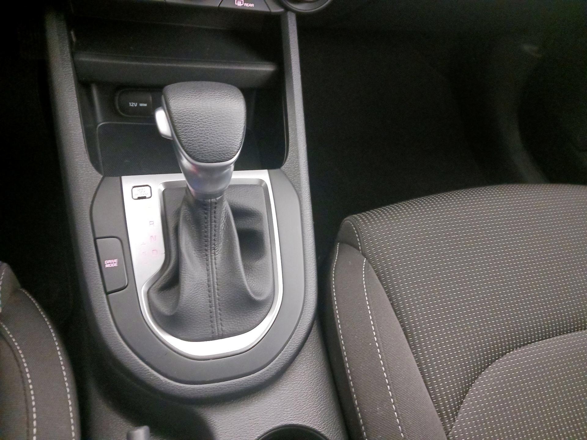 Thumbnail: 2021 Kia Forte - 17