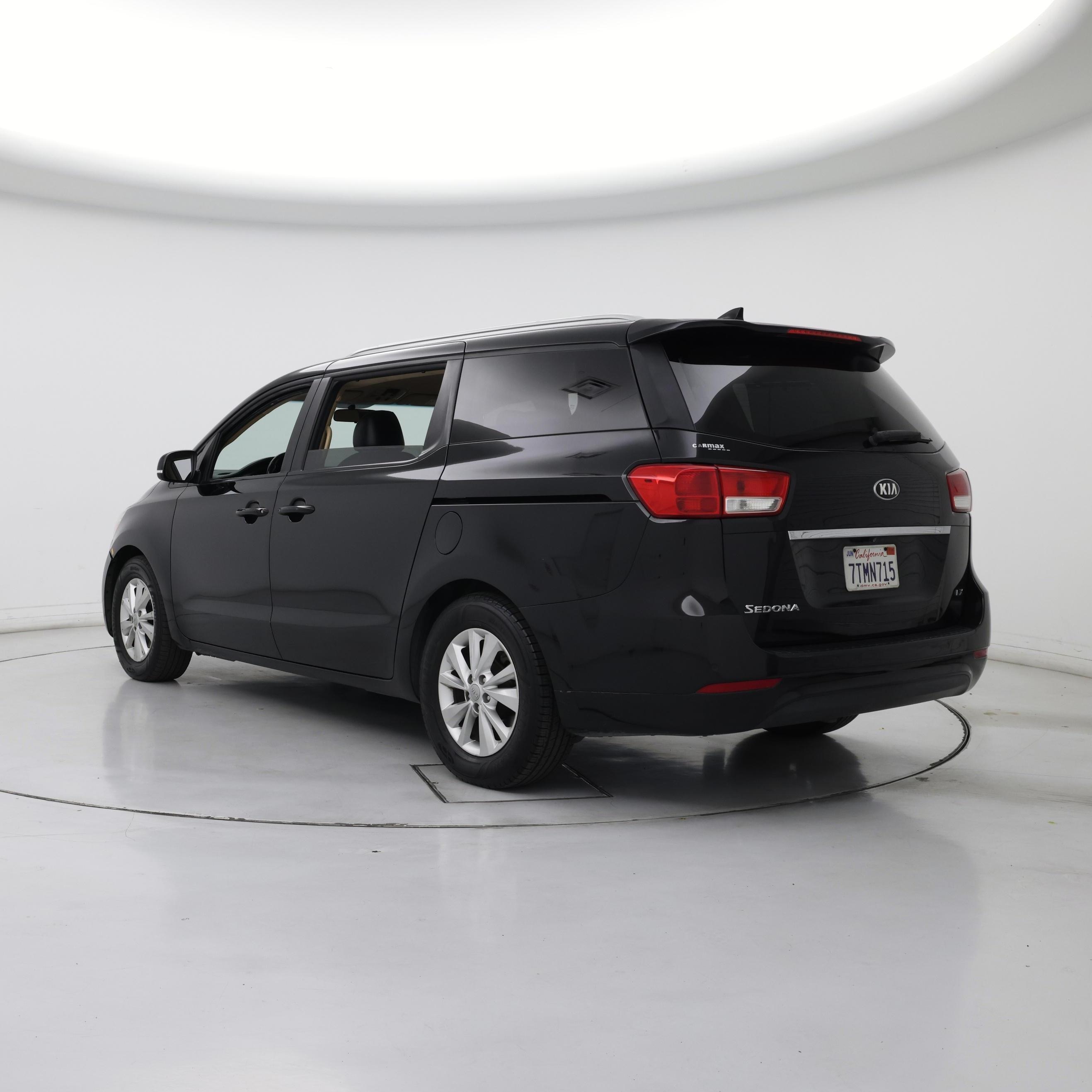 Thumbnail: 2017 Kia Sedona - 2