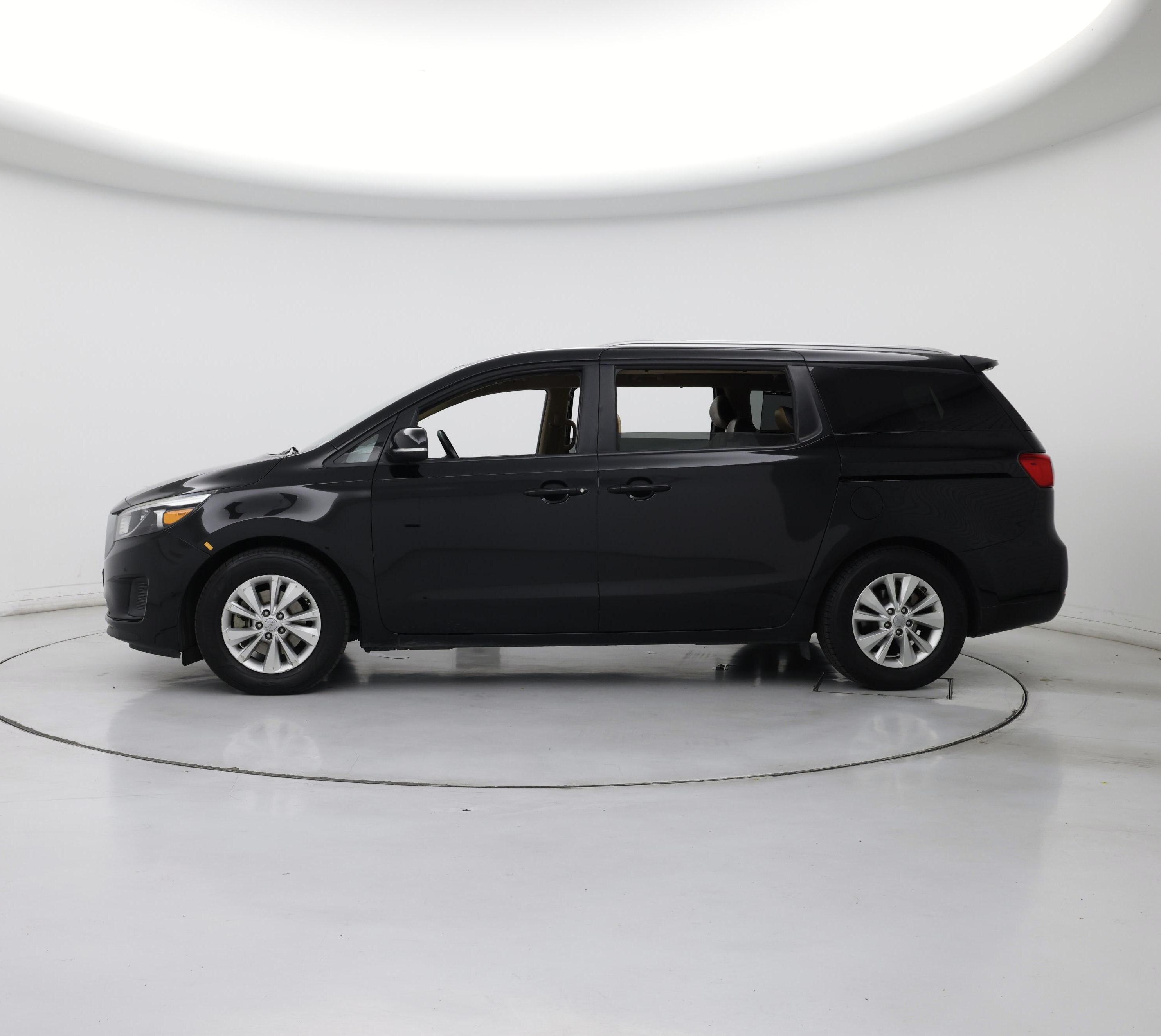 Thumbnail: 2017 Kia Sedona - 3