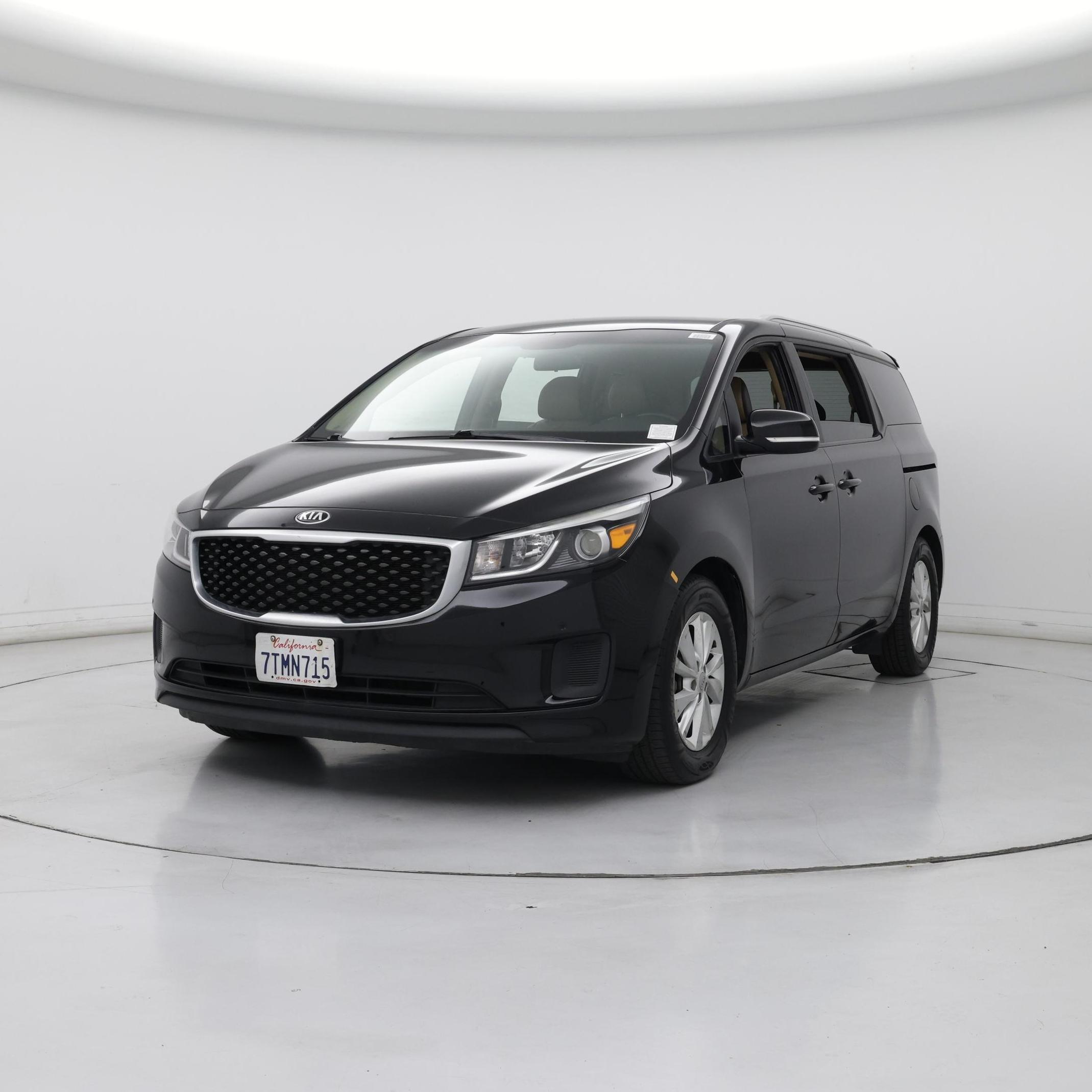 Thumbnail: 2017 Kia Sedona - 4