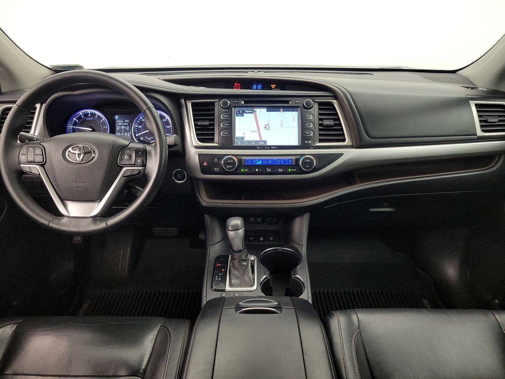 Thumbnail: 2017 Toyota Highlander - 9