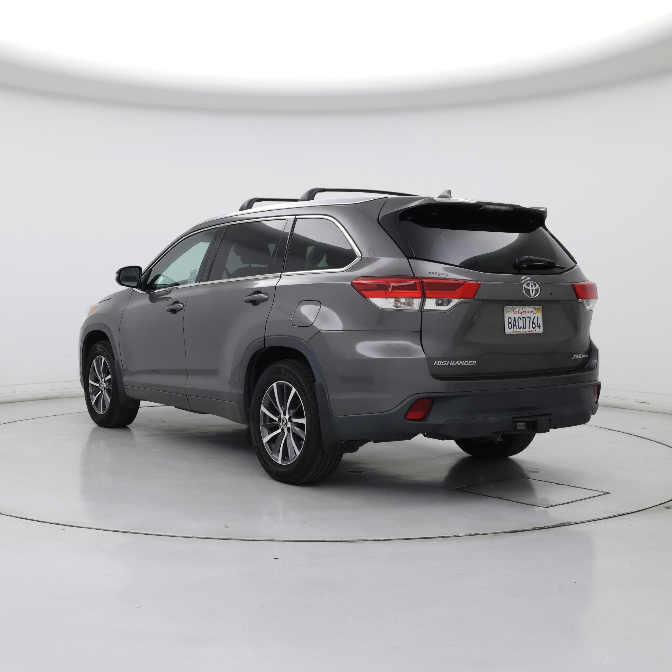 Thumbnail: 2017 Toyota Highlander - 2