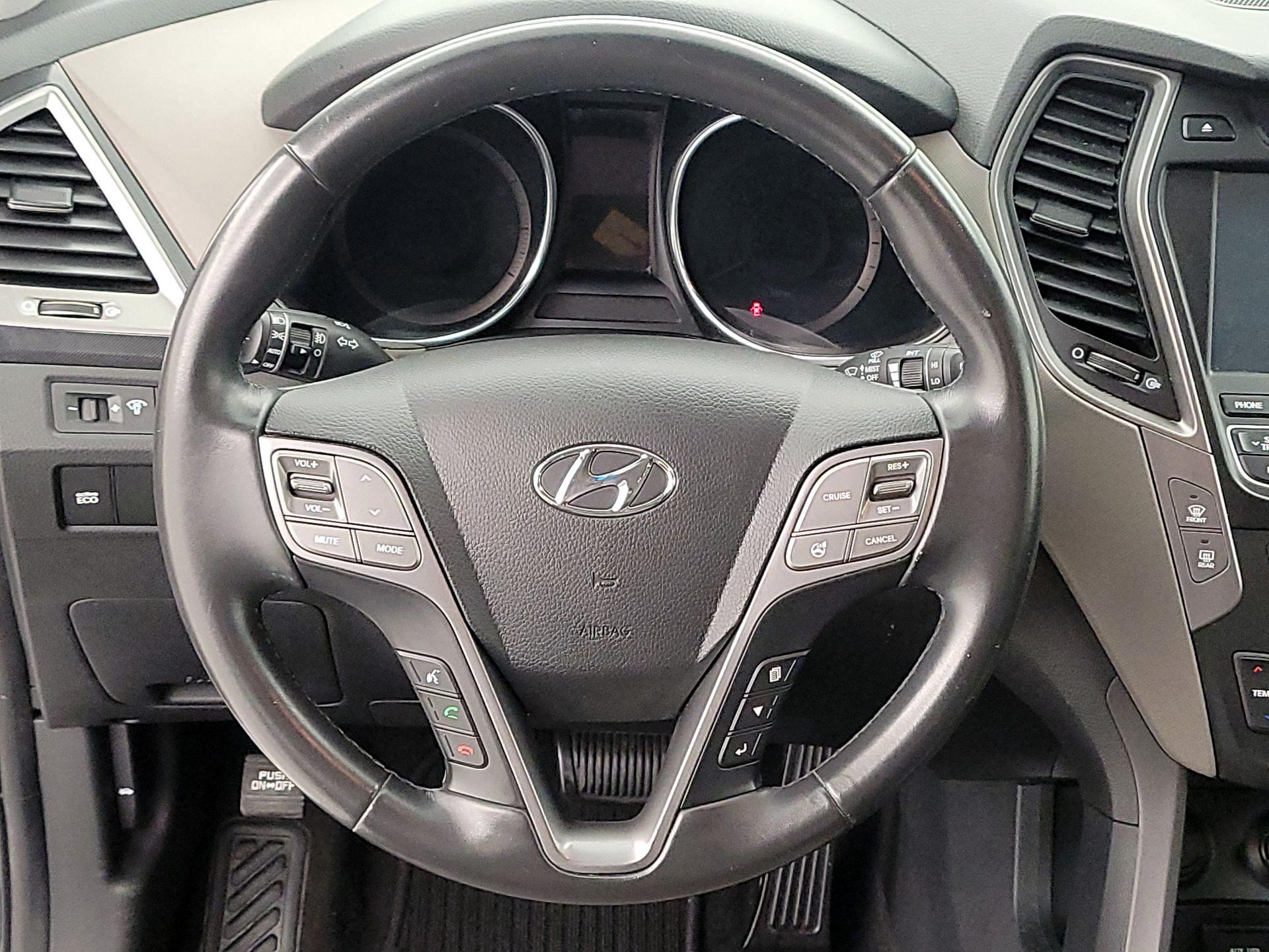 Thumbnail: 2014 Hyundai Santa Fe - 10