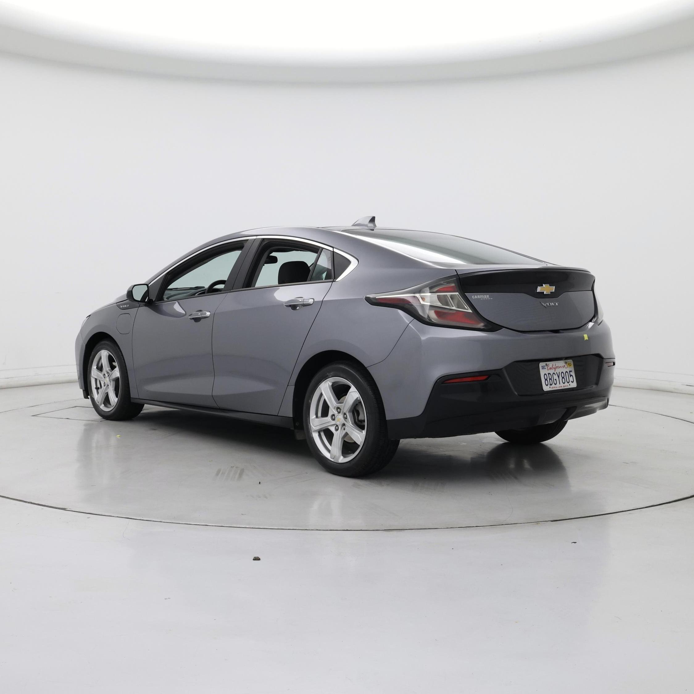 Thumbnail: 2018 Chevrolet Volt - 2