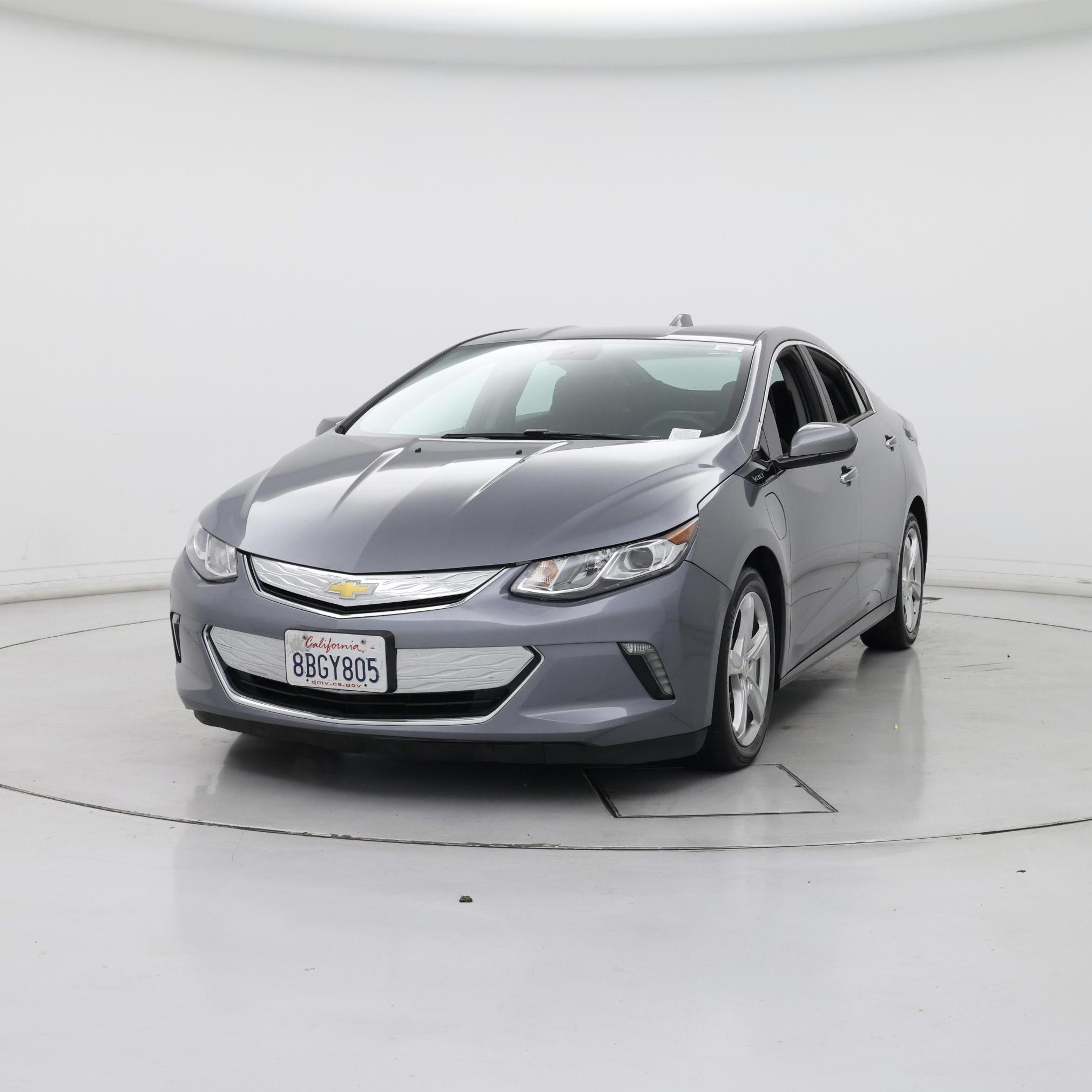 Thumbnail: 2018 Chevrolet Volt - 4