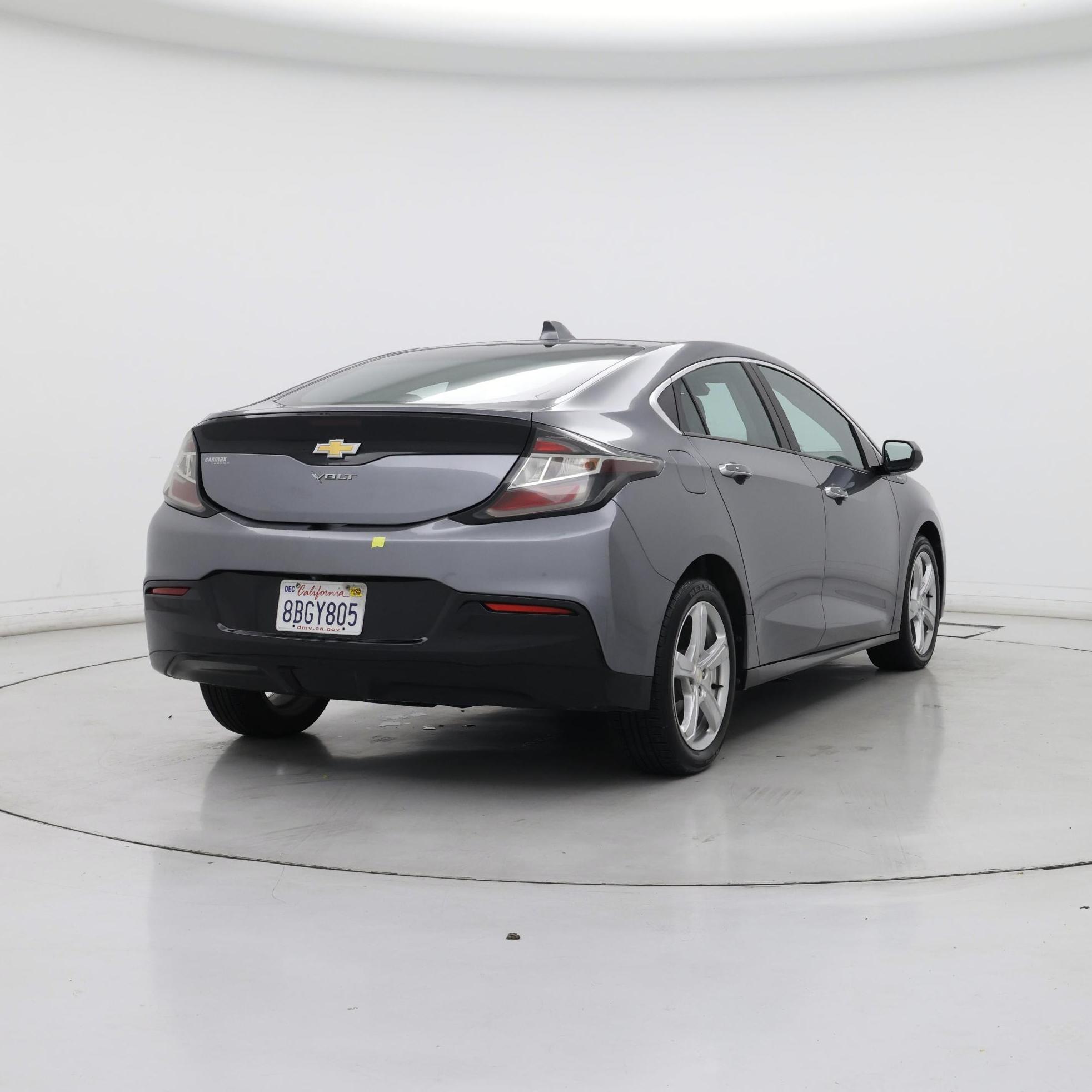 Thumbnail: 2018 Chevrolet Volt - 8
