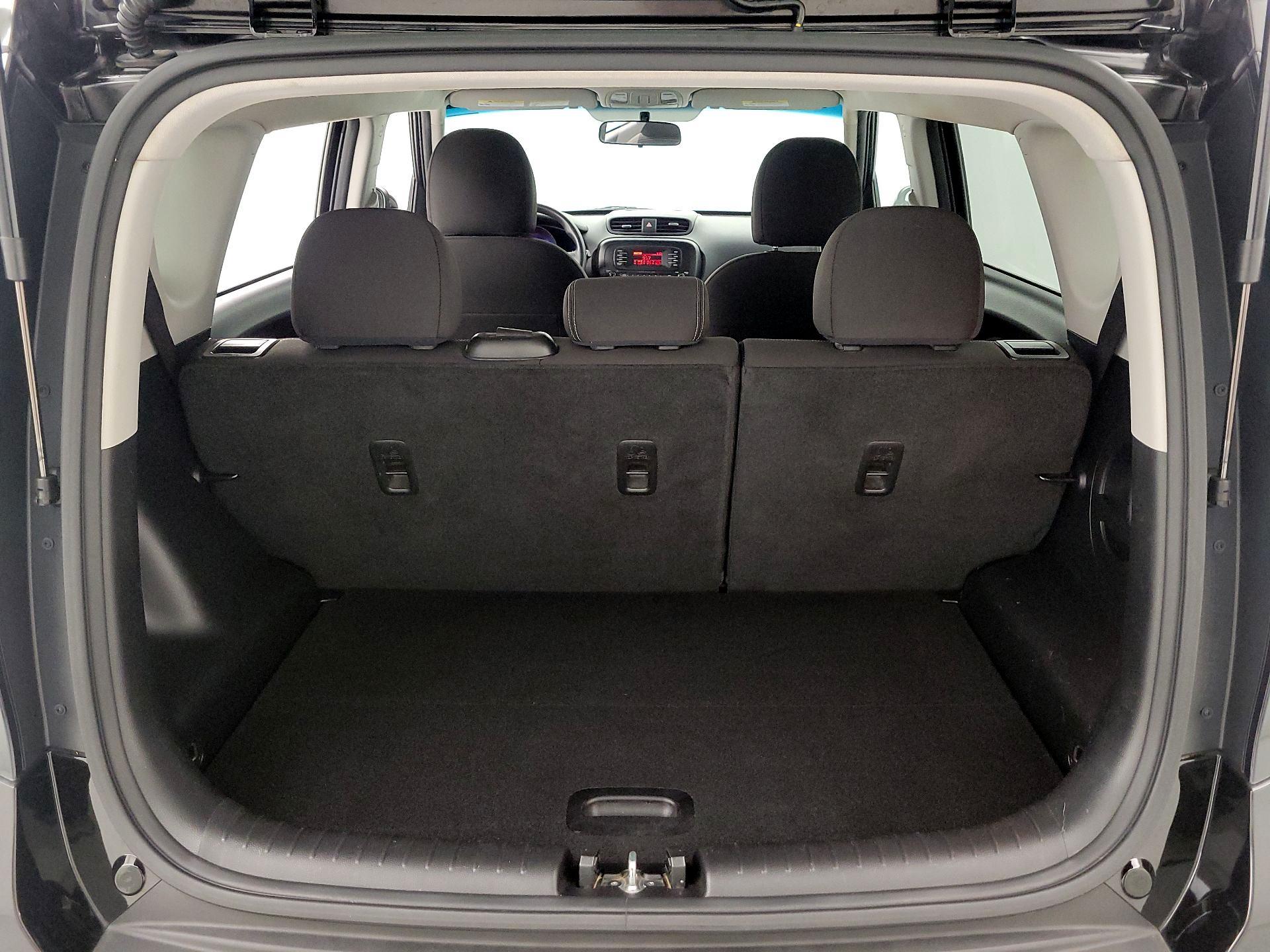 Thumbnail: 2016 Kia Soul - 19