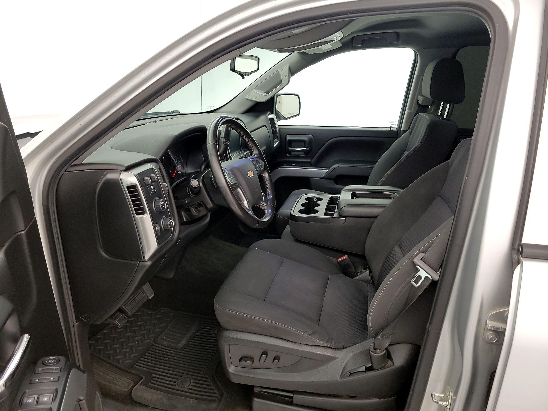 Thumbnail: 2018 Chevrolet Silverado 1500 - 11