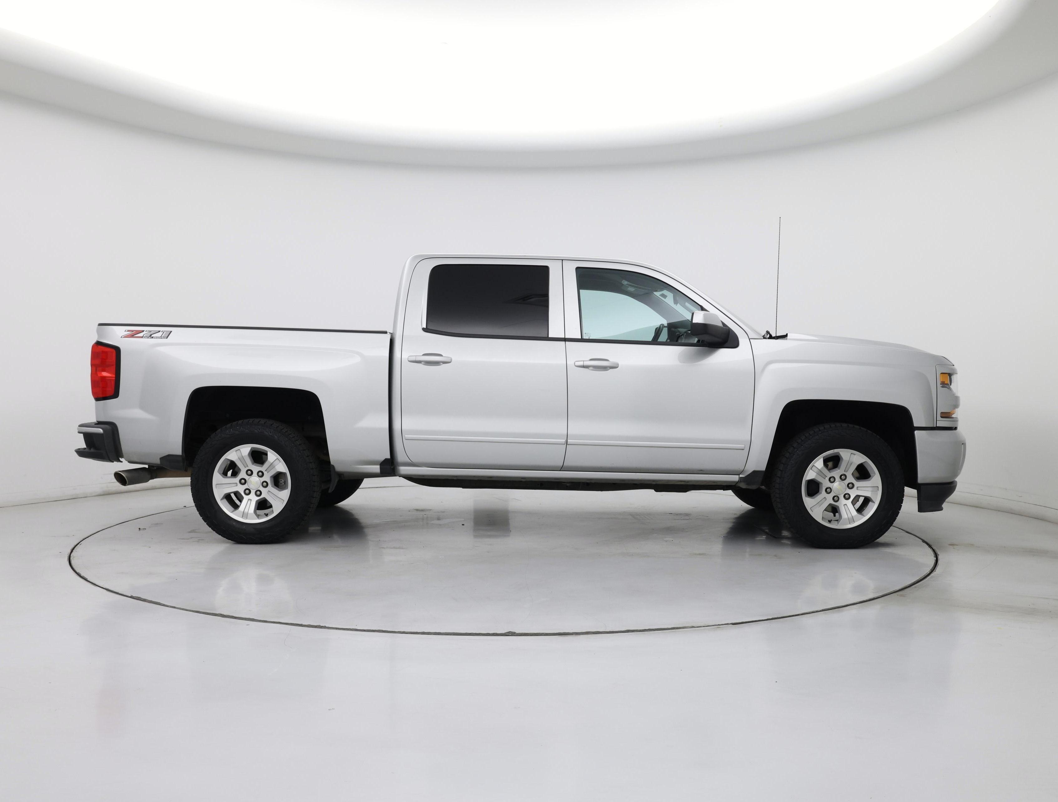 Thumbnail: 2018 Chevrolet Silverado 1500 - 7