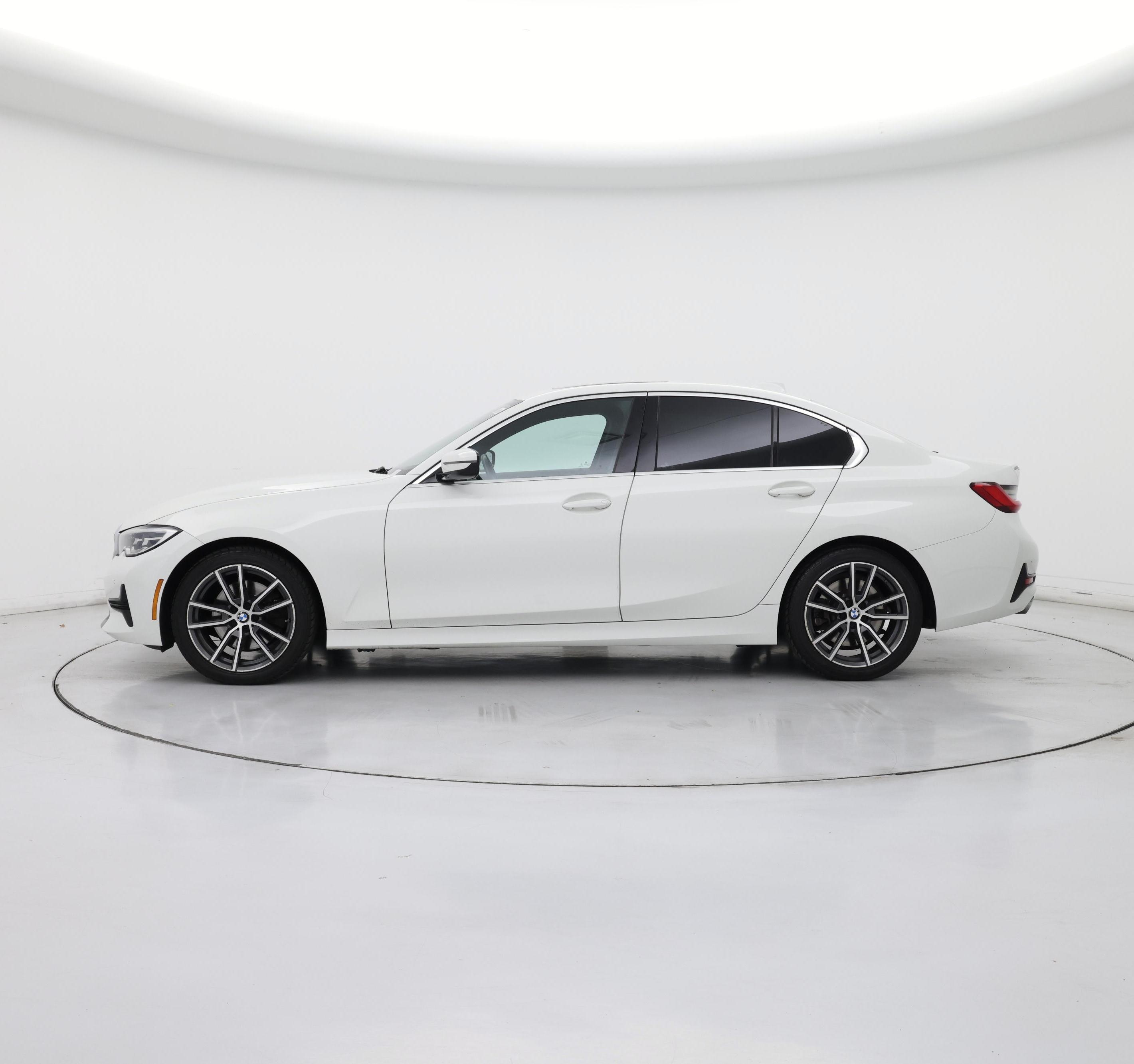 Thumbnail: 2020 BMW 3 Series - 3