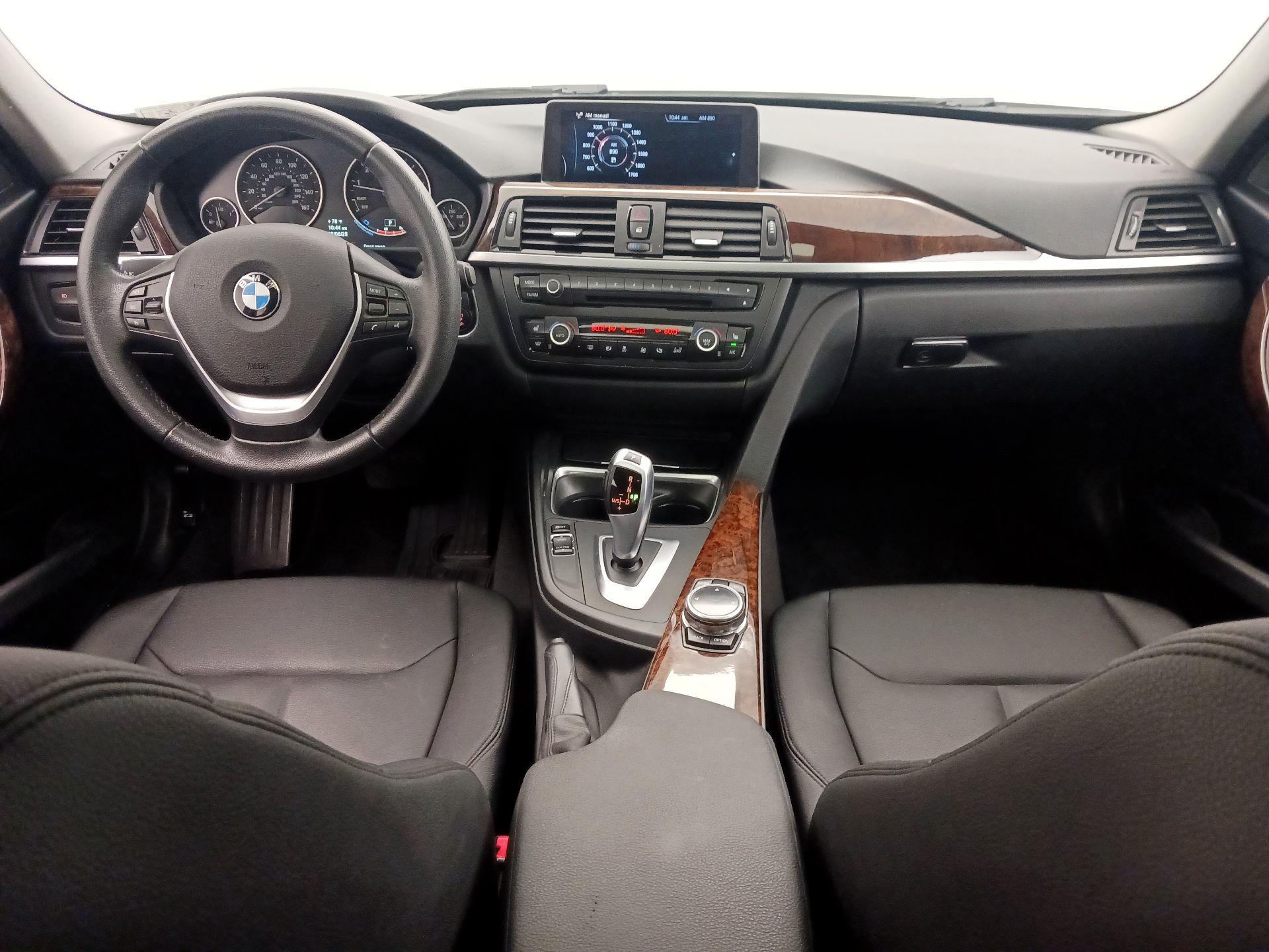 Thumbnail: 2014 BMW 3 Series - 9
