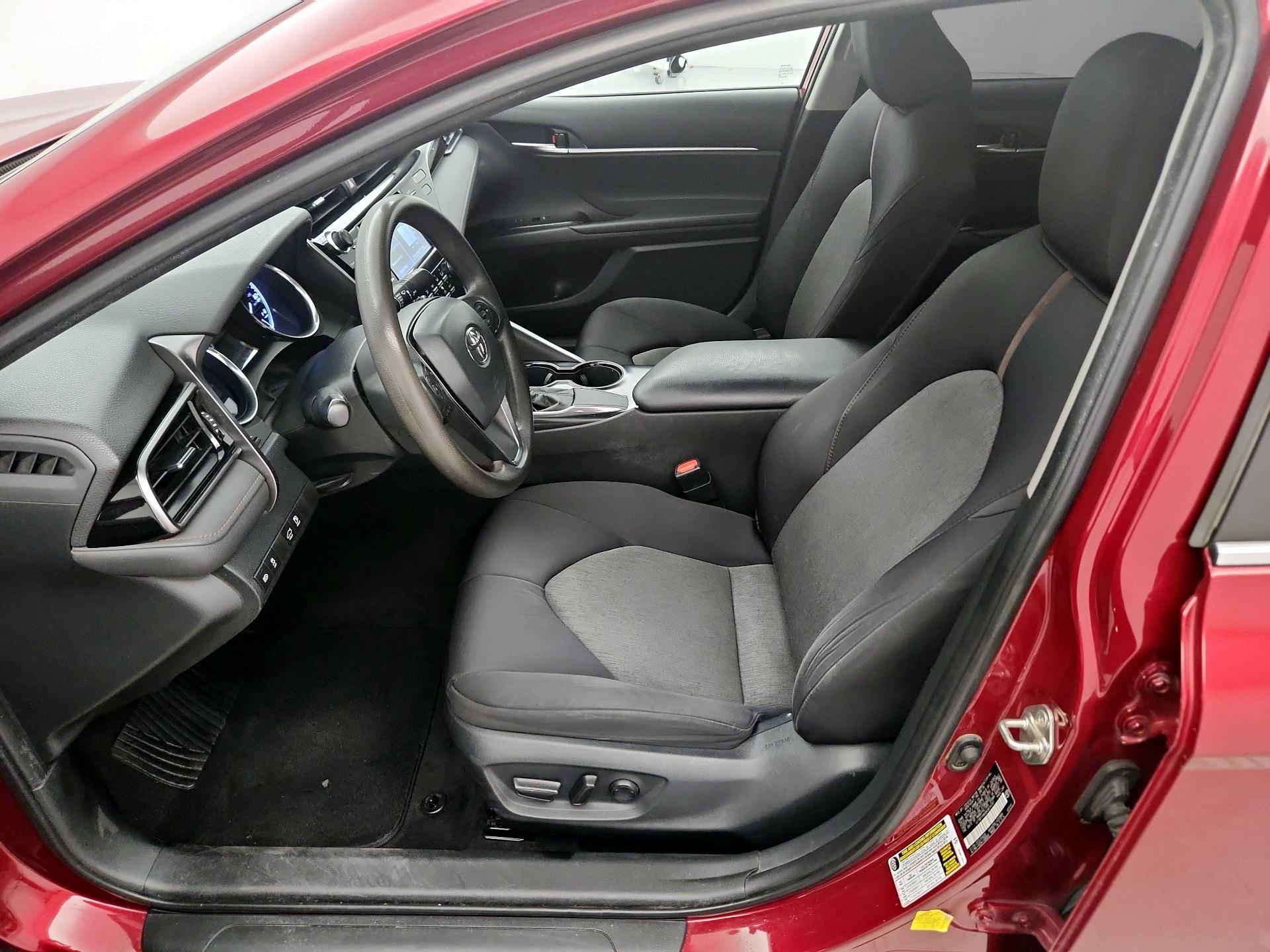 Thumbnail: 2019 Toyota Camry - 11