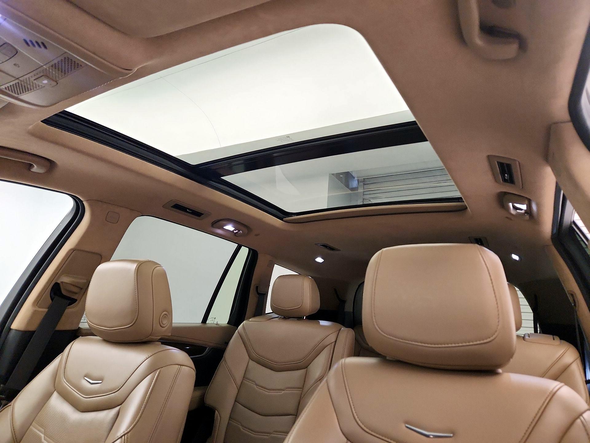Thumbnail: 2020 Cadillac XT6 - 19