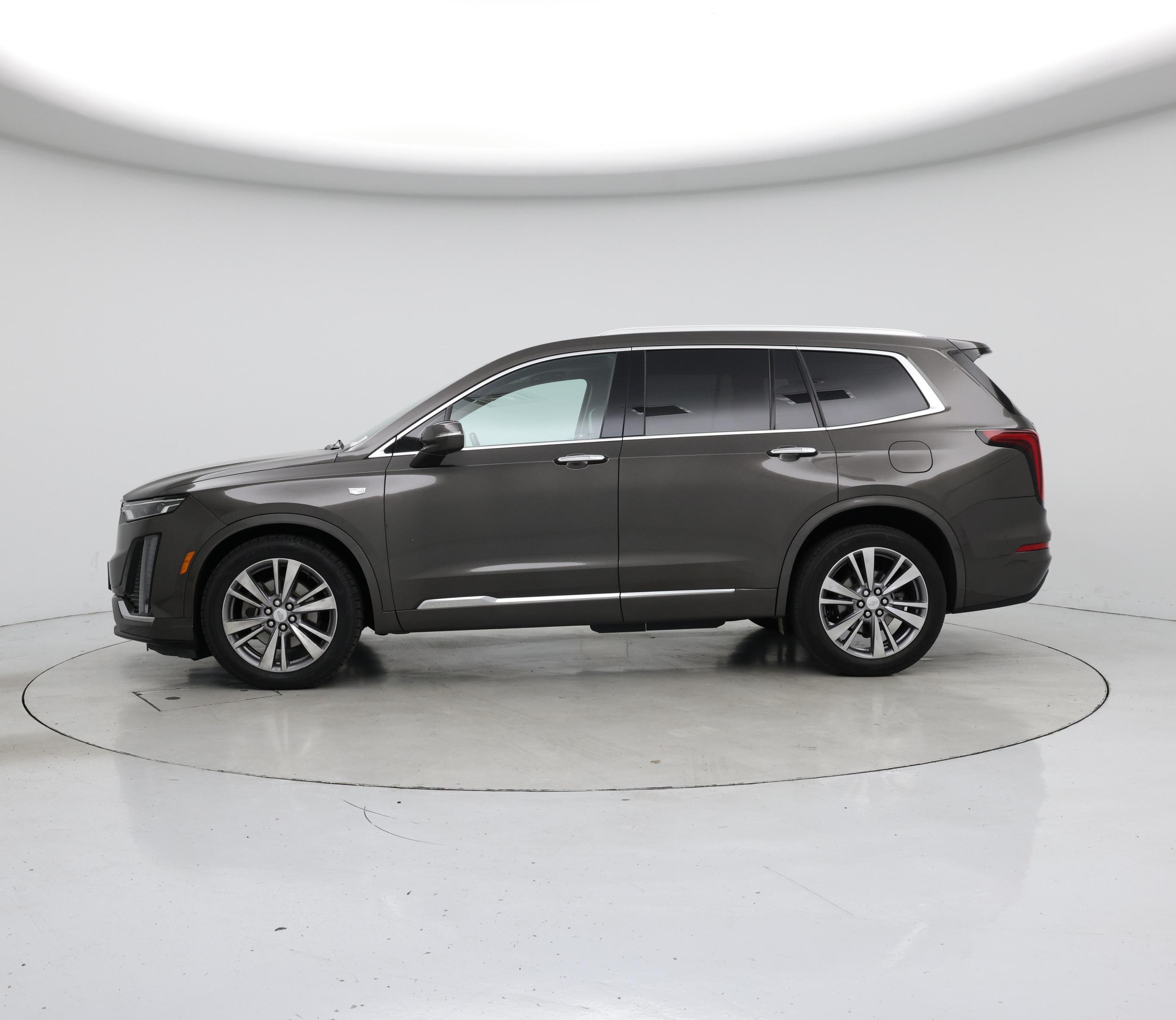 Thumbnail: 2020 Cadillac XT6 - 3