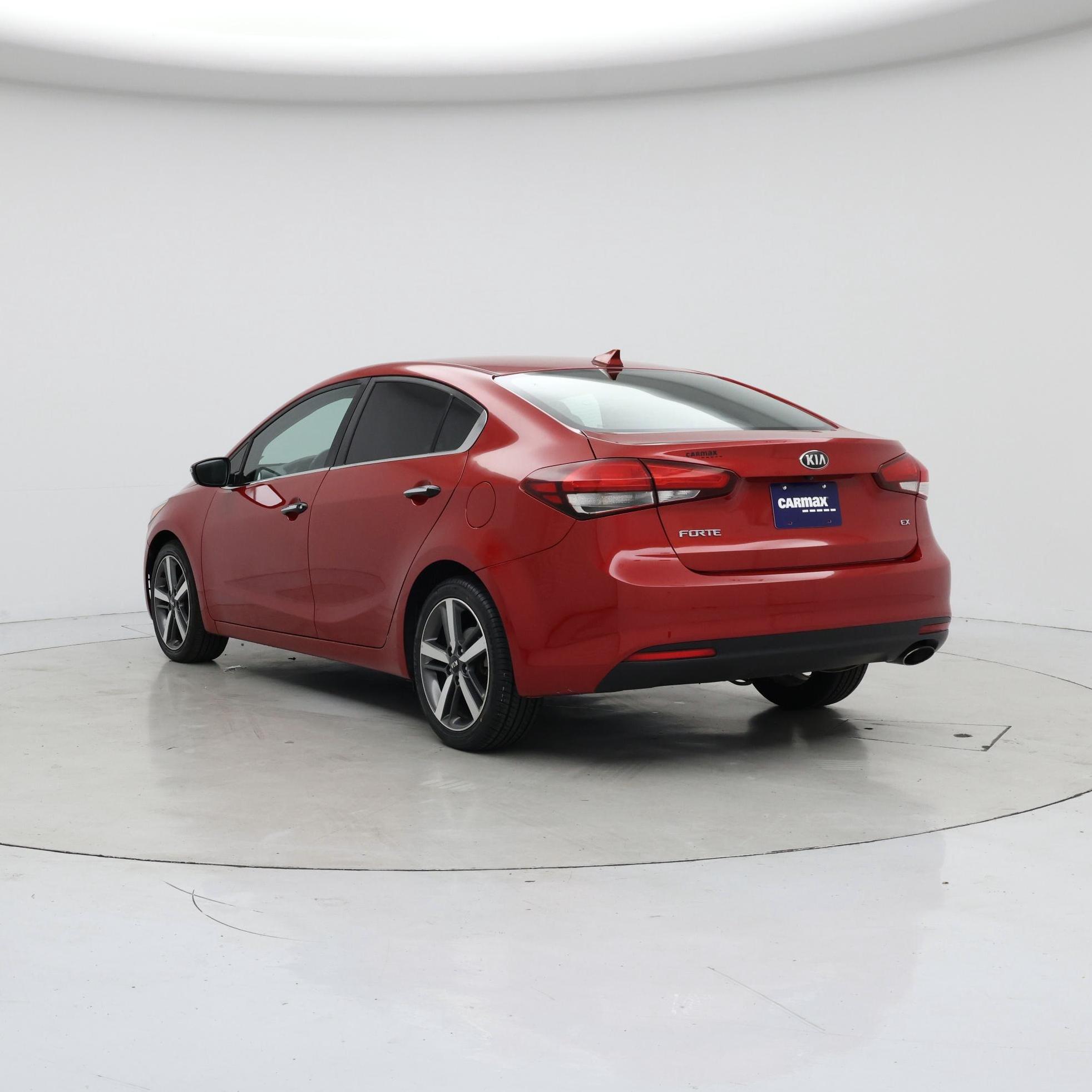 Thumbnail: 2017 Kia Forte - 2