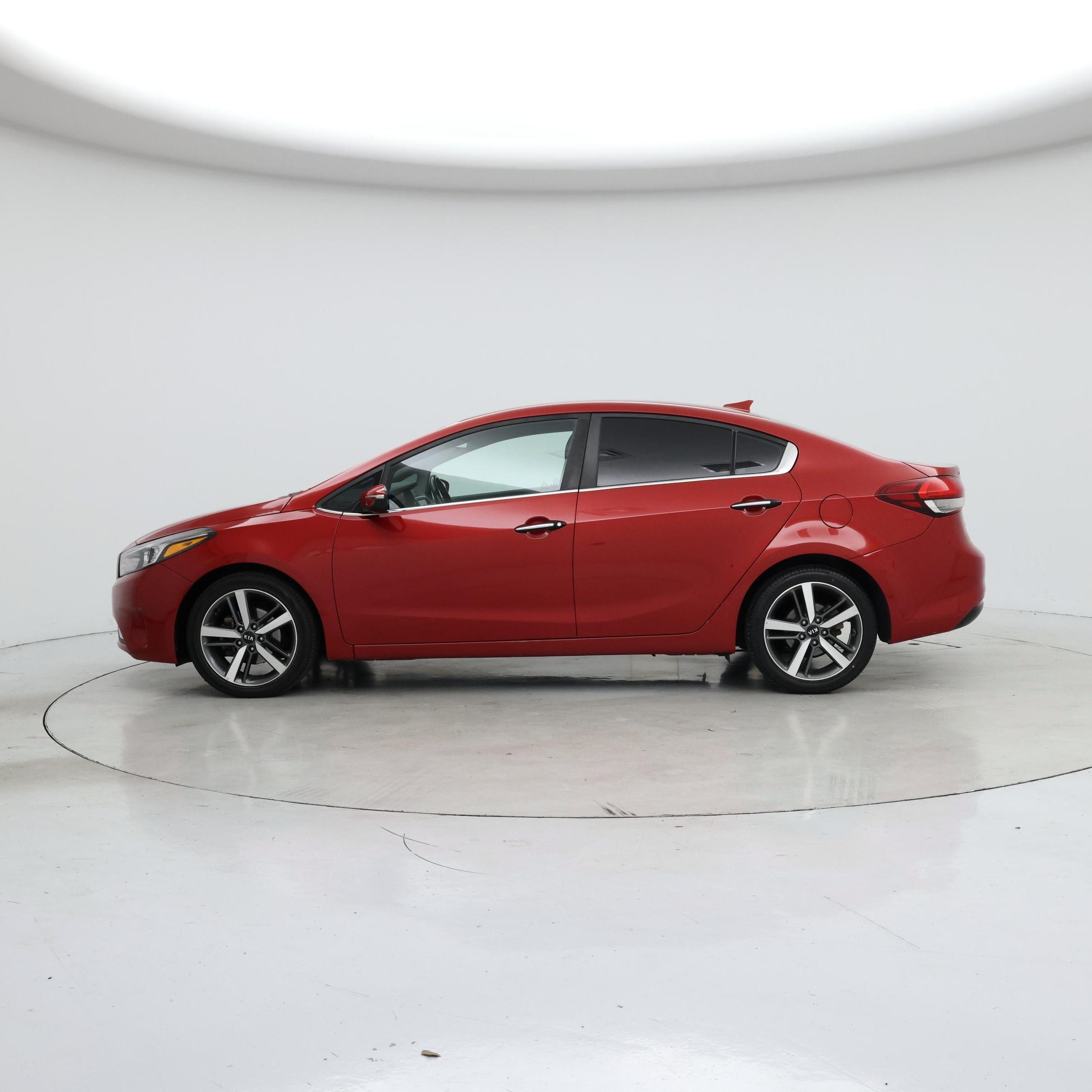 Thumbnail: 2017 Kia Forte - 3