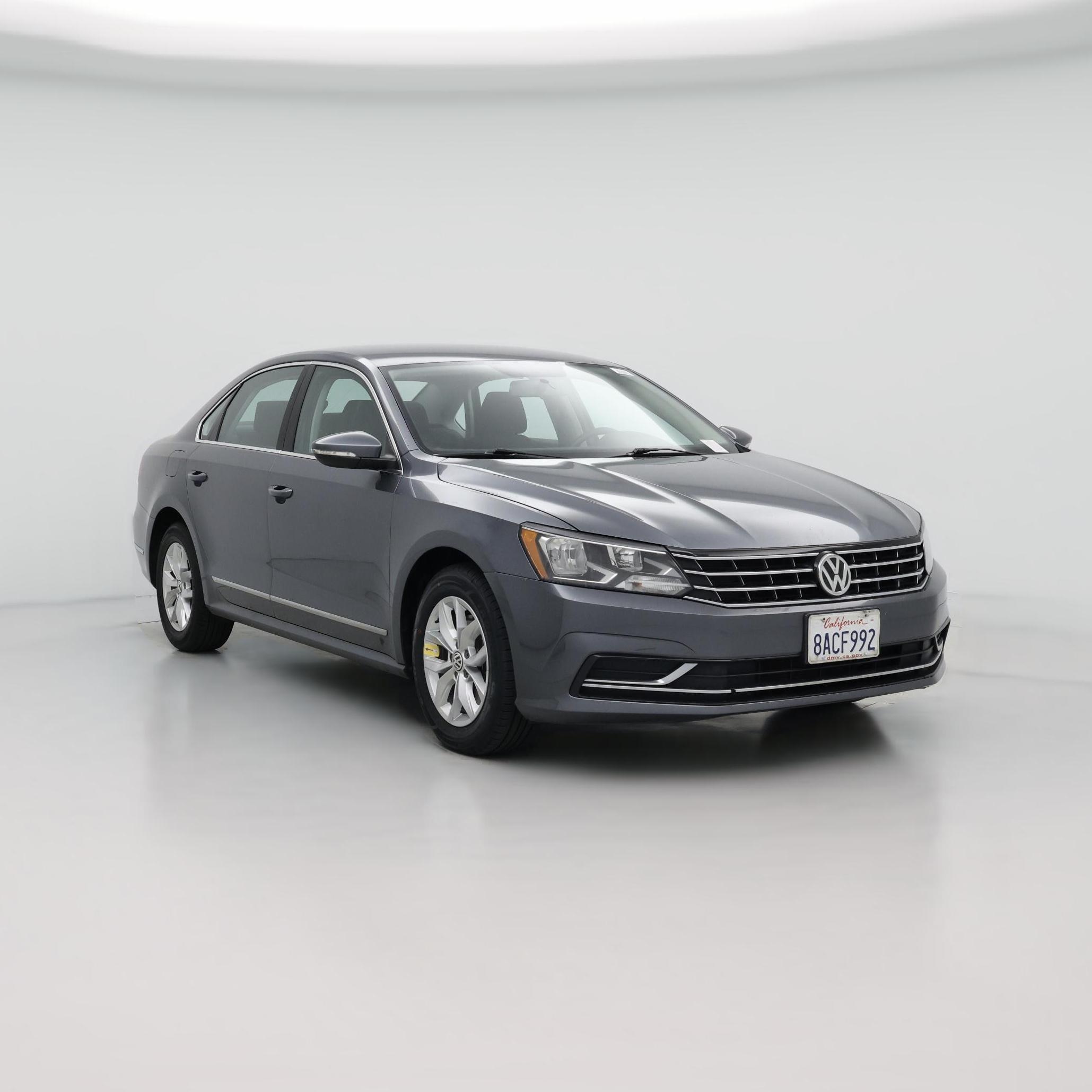 Thumbnail: 2017 Volkswagen Passat - 1